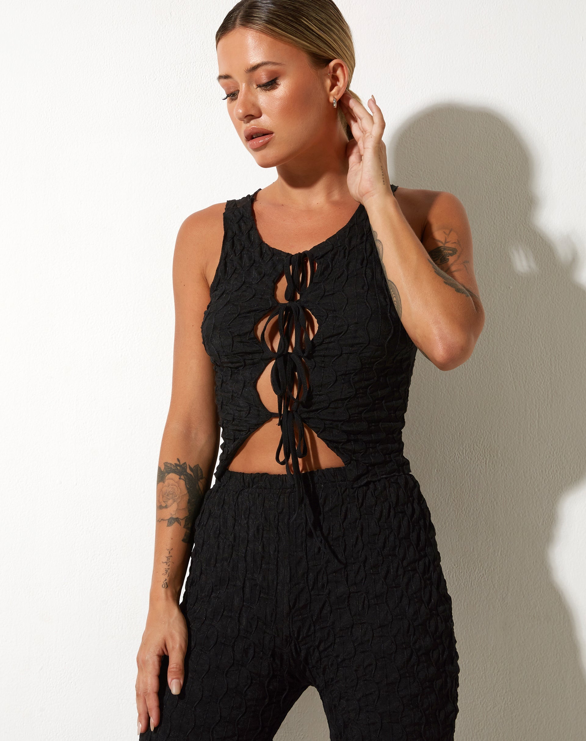 Image de Kinara Top in Stripe Mesh Black