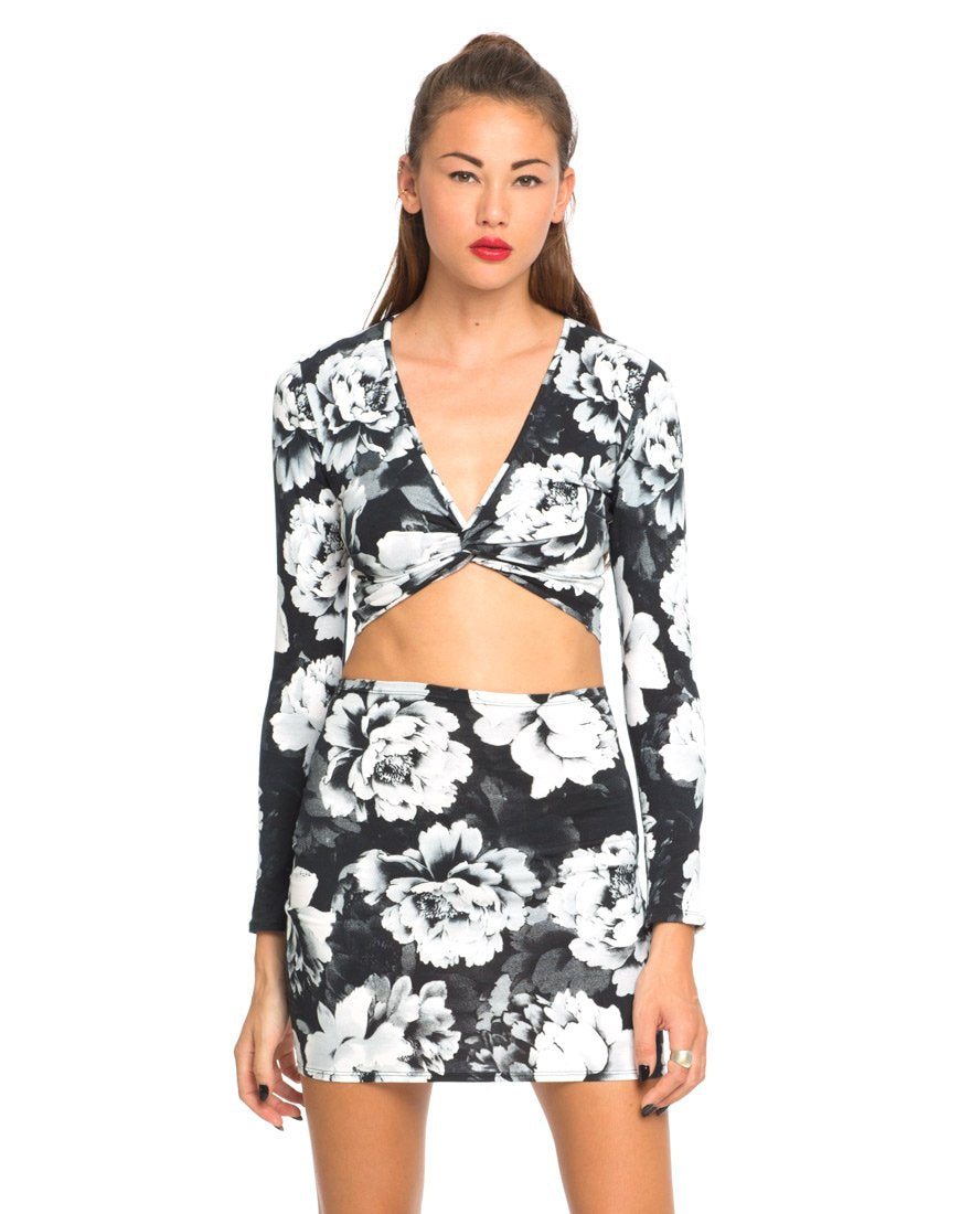 Image of Motel Kira Twist Front Crop in Tonal Floral Black White