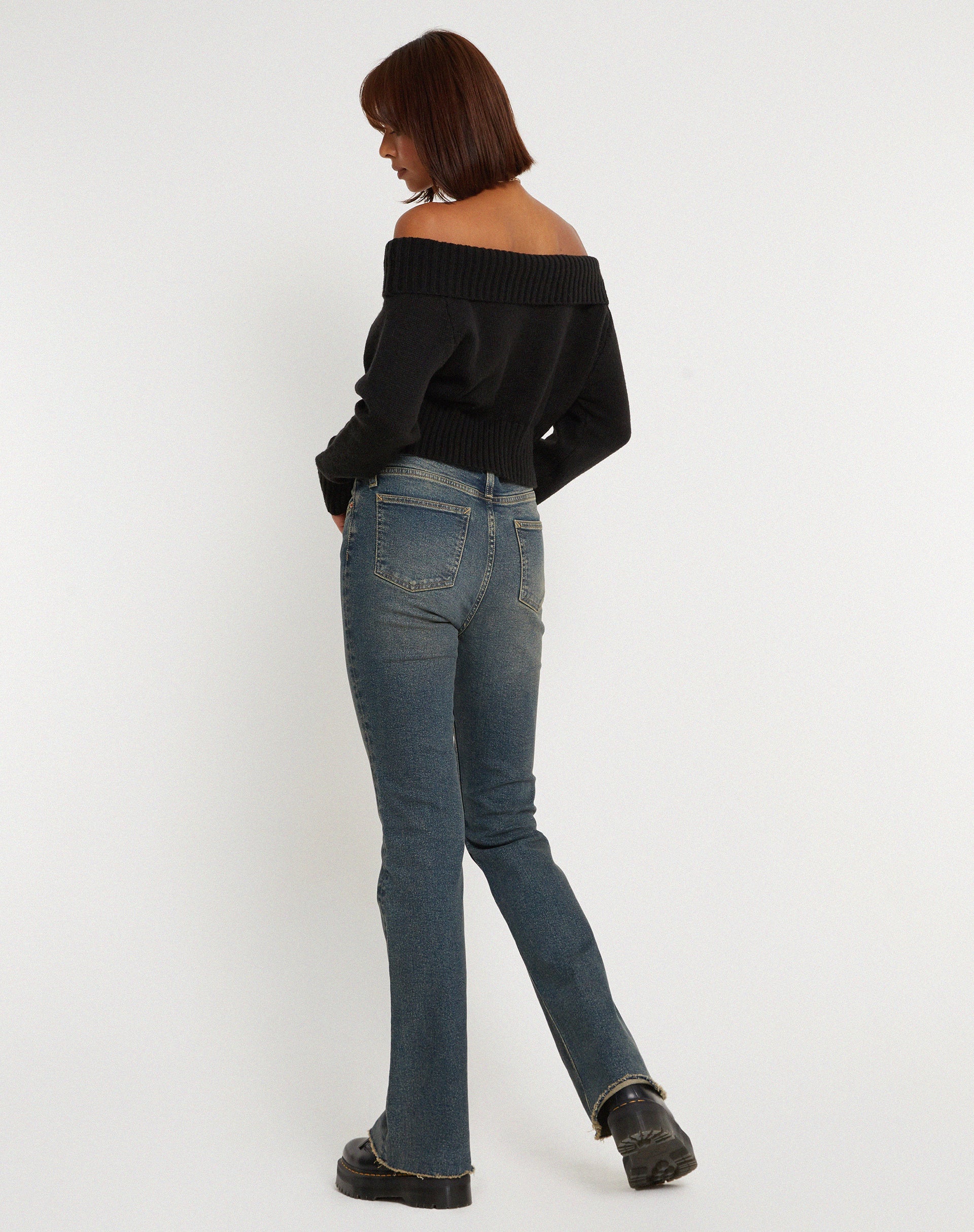 Image de Koriya Bardot Top in Black