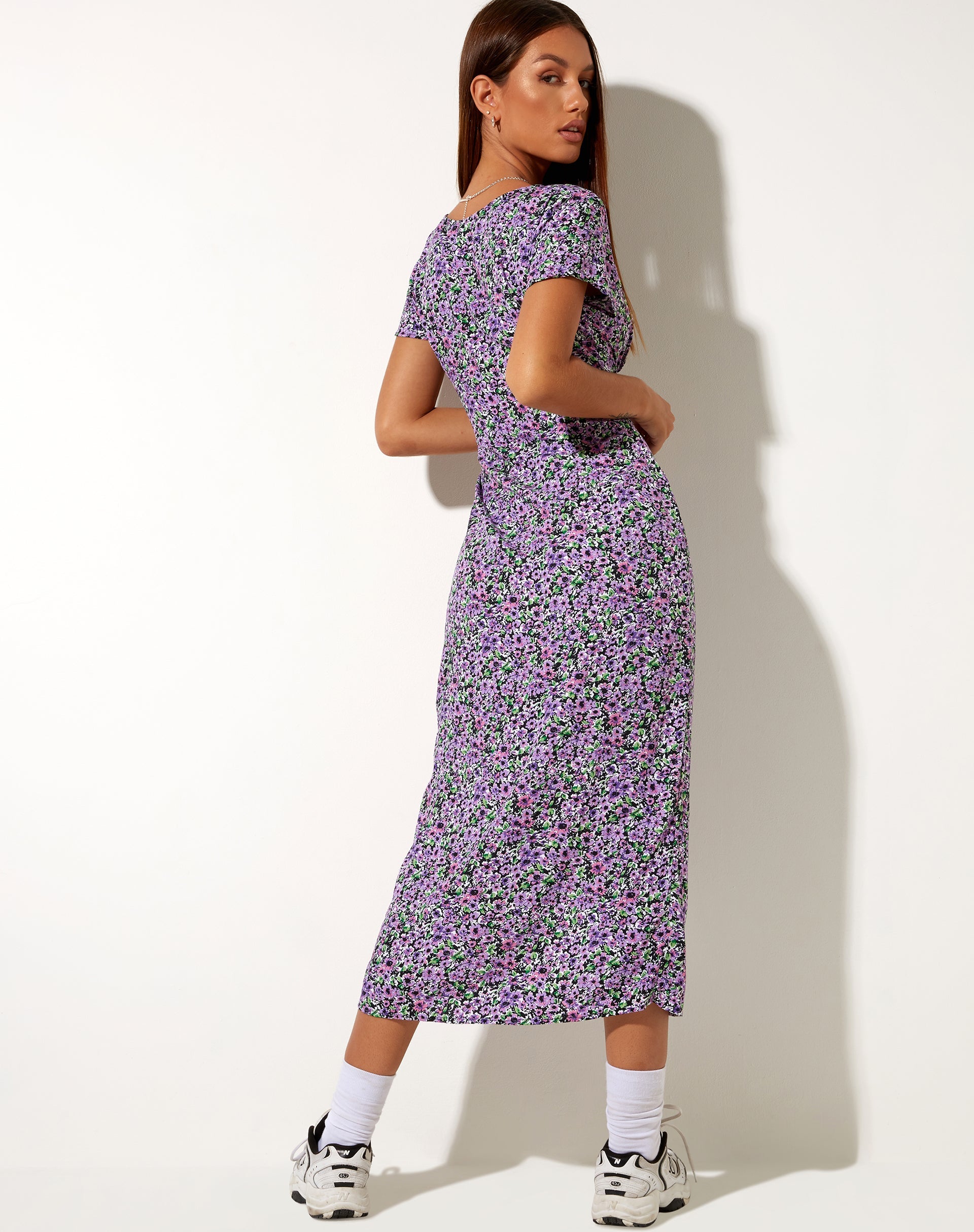 Image de Larin Midi Dress in Lilac Blossom
