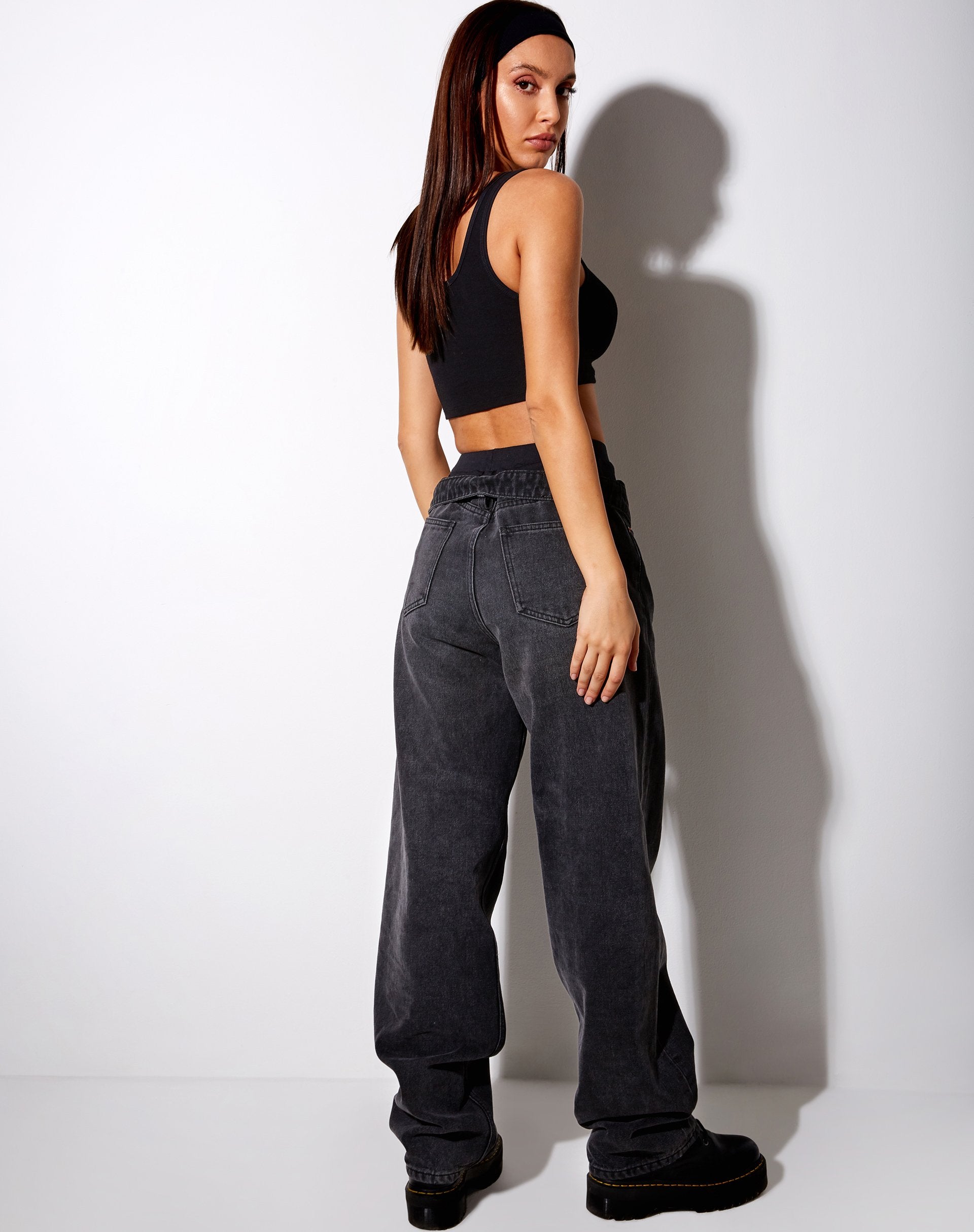 Image de Lathi Crop Top in Rib Black Lover Embro