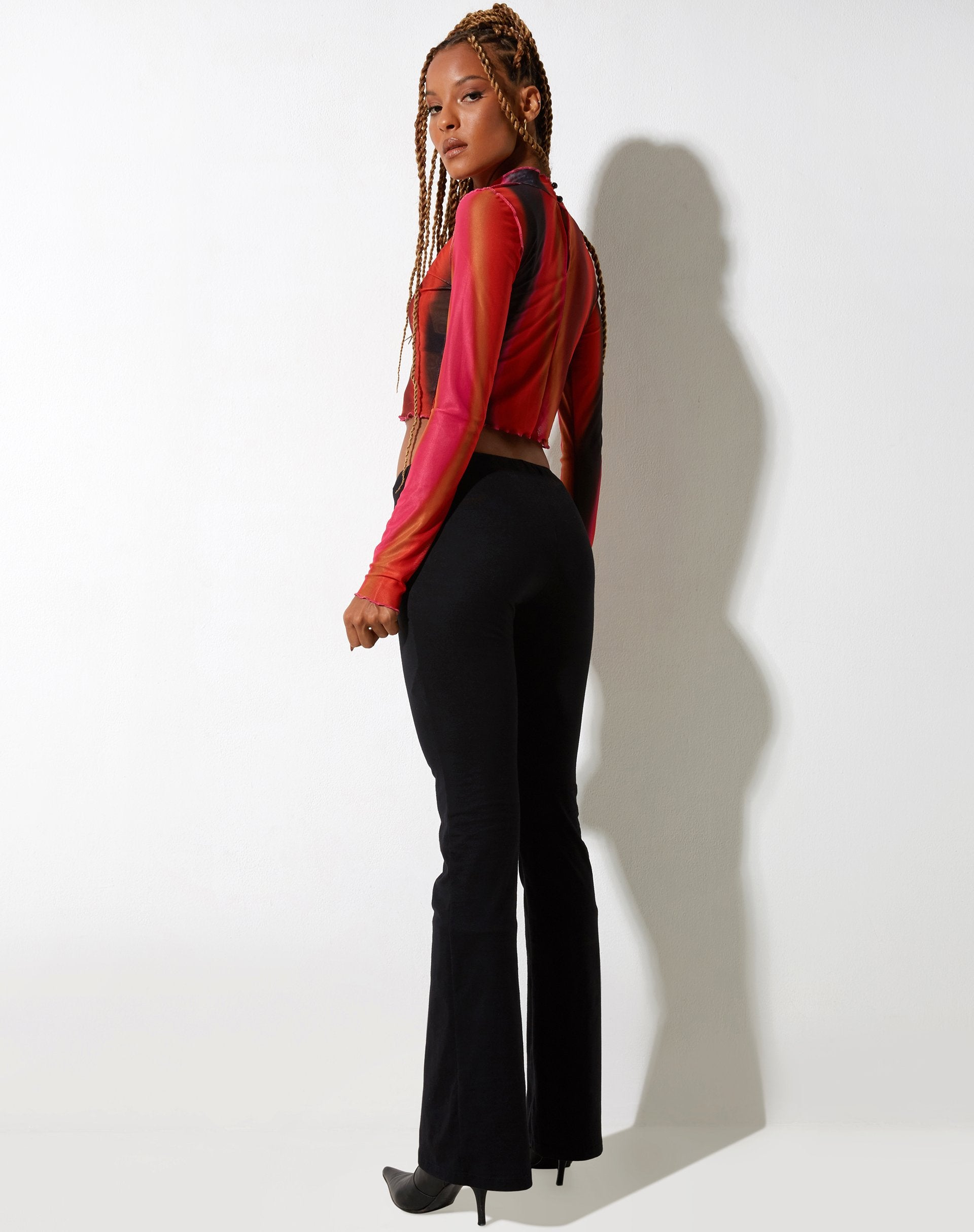 Image de Lathia Crop Top en orange solarisé et rose