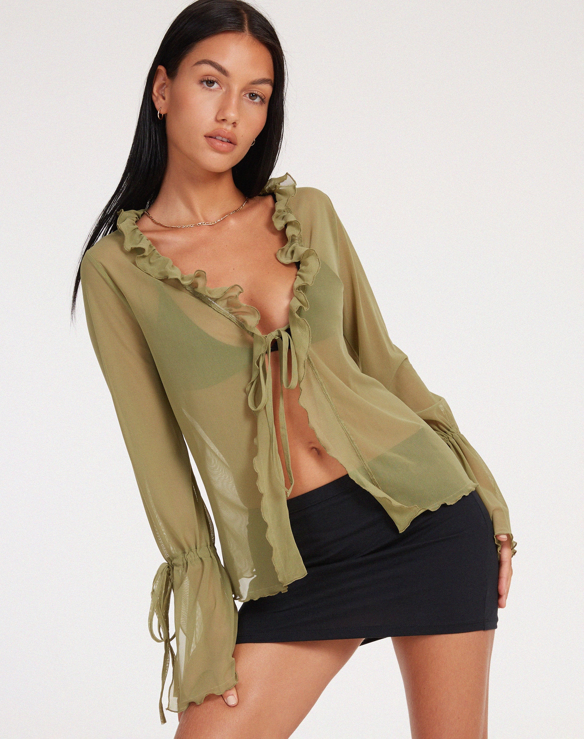 Image de Leonita Cardi en Mesh Olive
