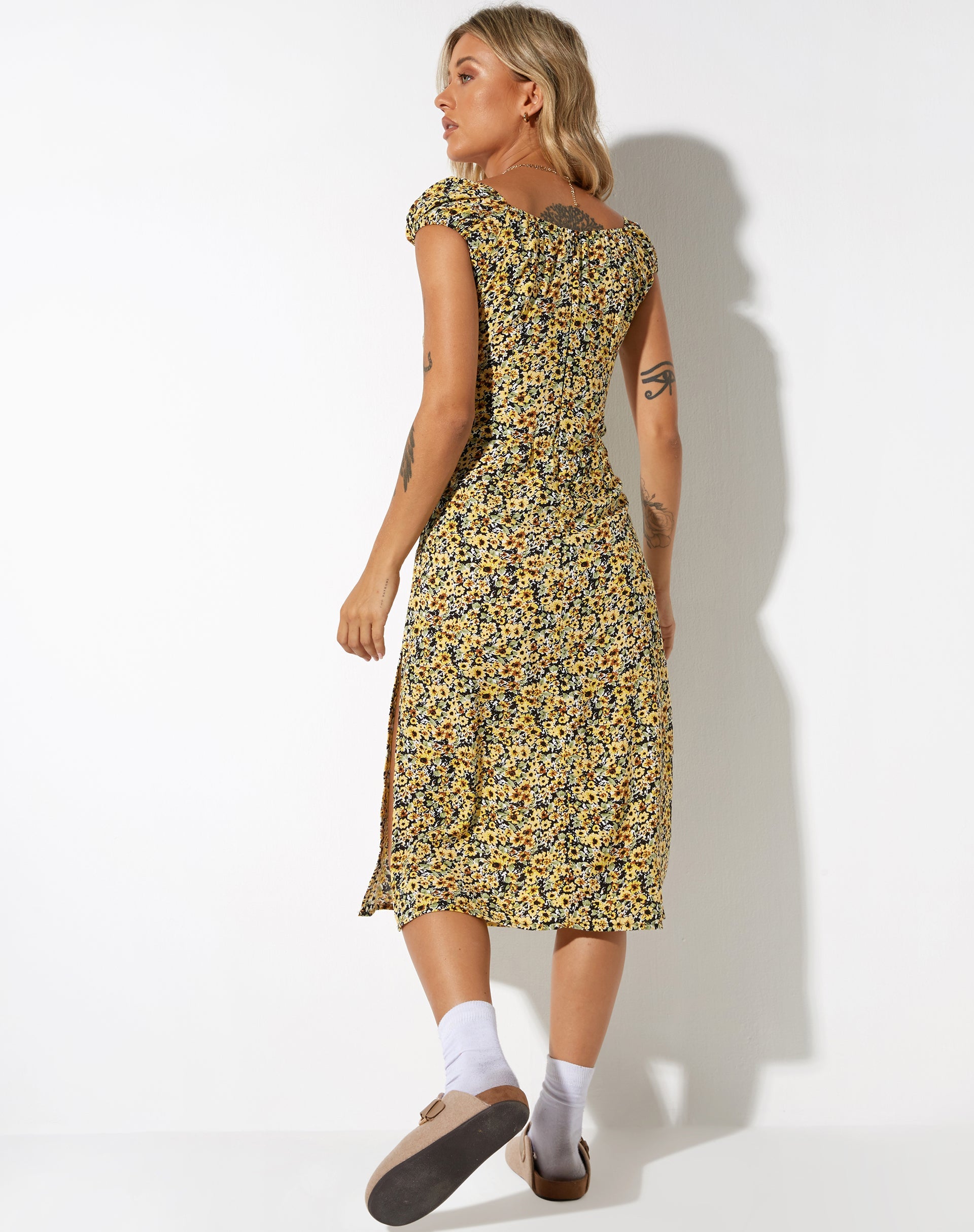 image de Lona Midi Dress in Spring Ditsy Yellow