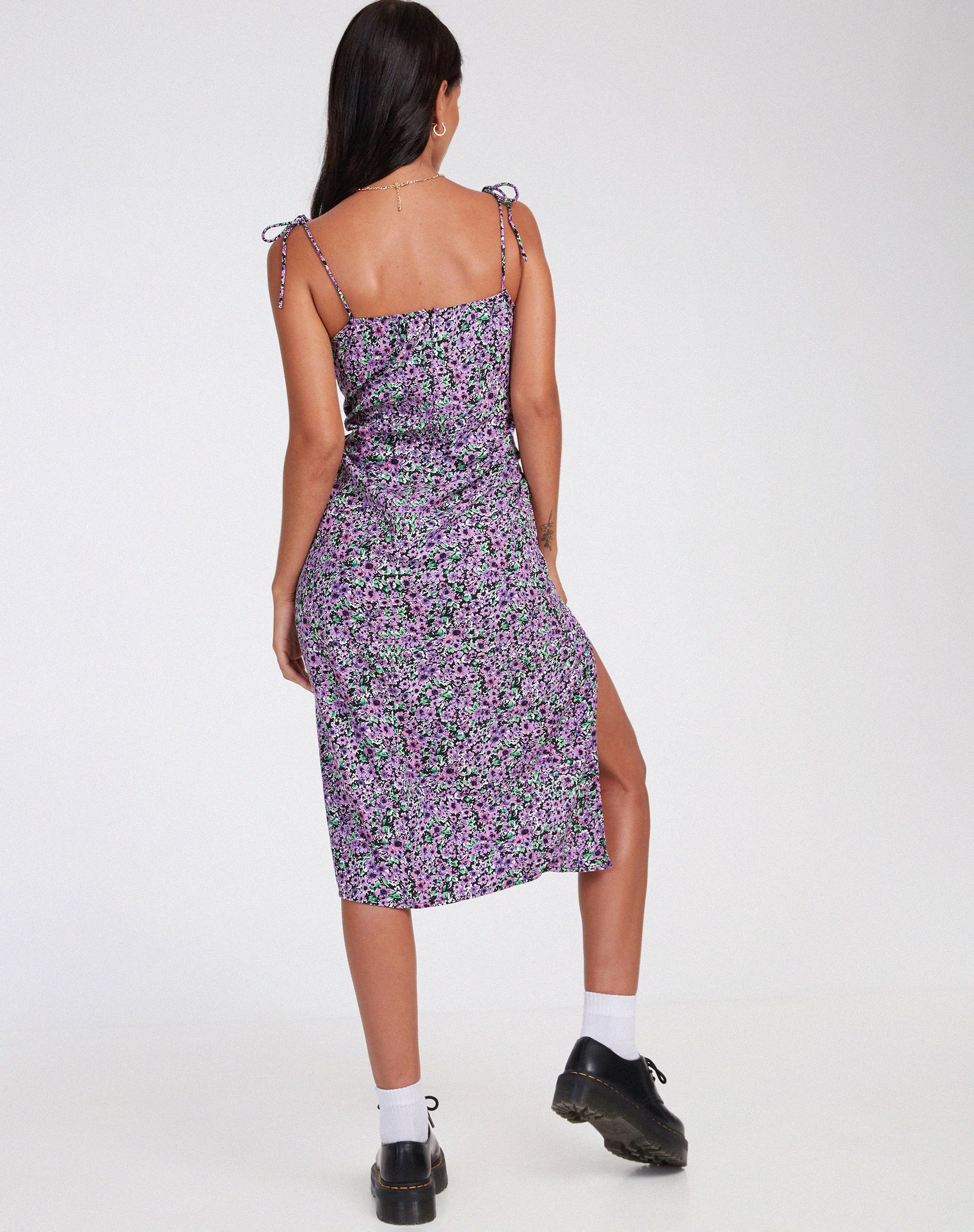 Image de Lotie Midi Dress in Lilac Blossom