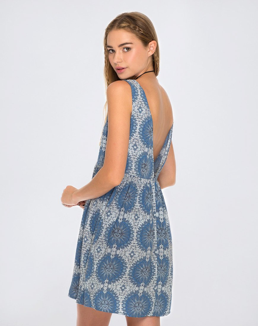 Robe Lyre en bleu face de lune
