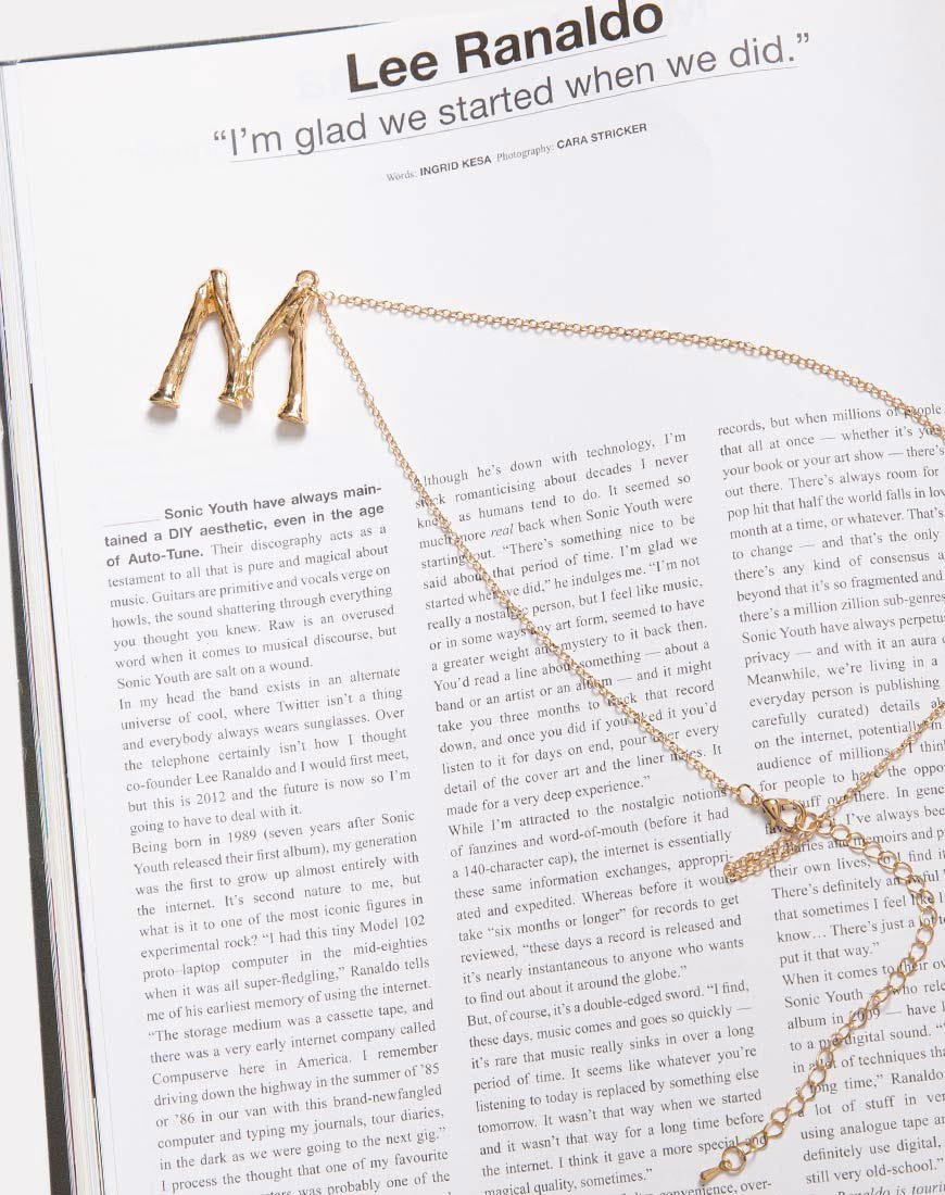 Image de Collier en or Lettre M