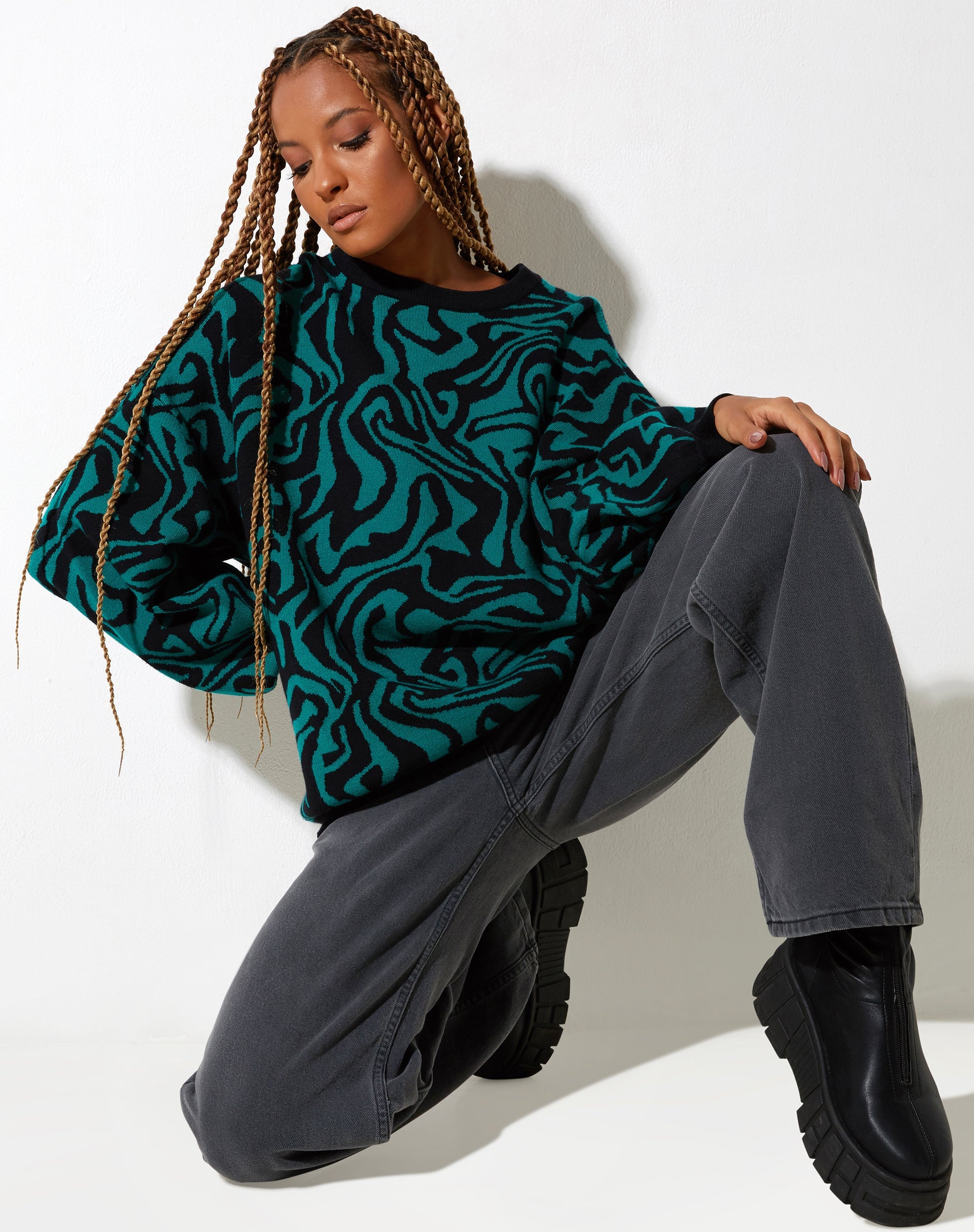 Image de Mably Jumper in Jagged Swirl Green and Black