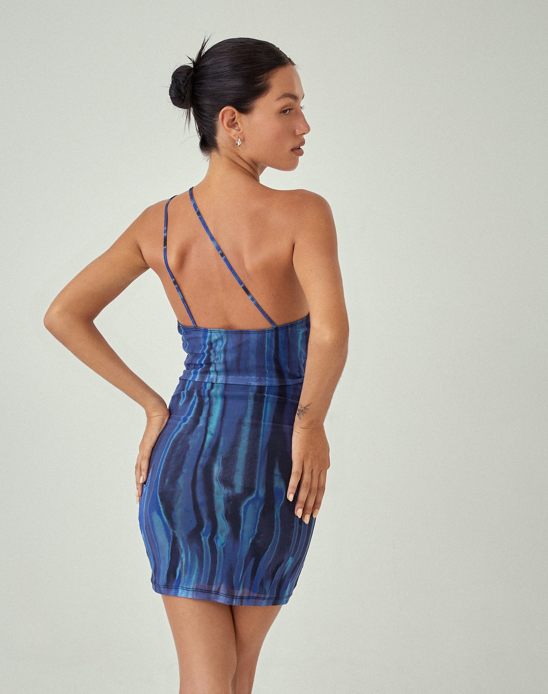 image de MOTEL X JACQUIE Mini robe Marda en Colour Bleed Blue