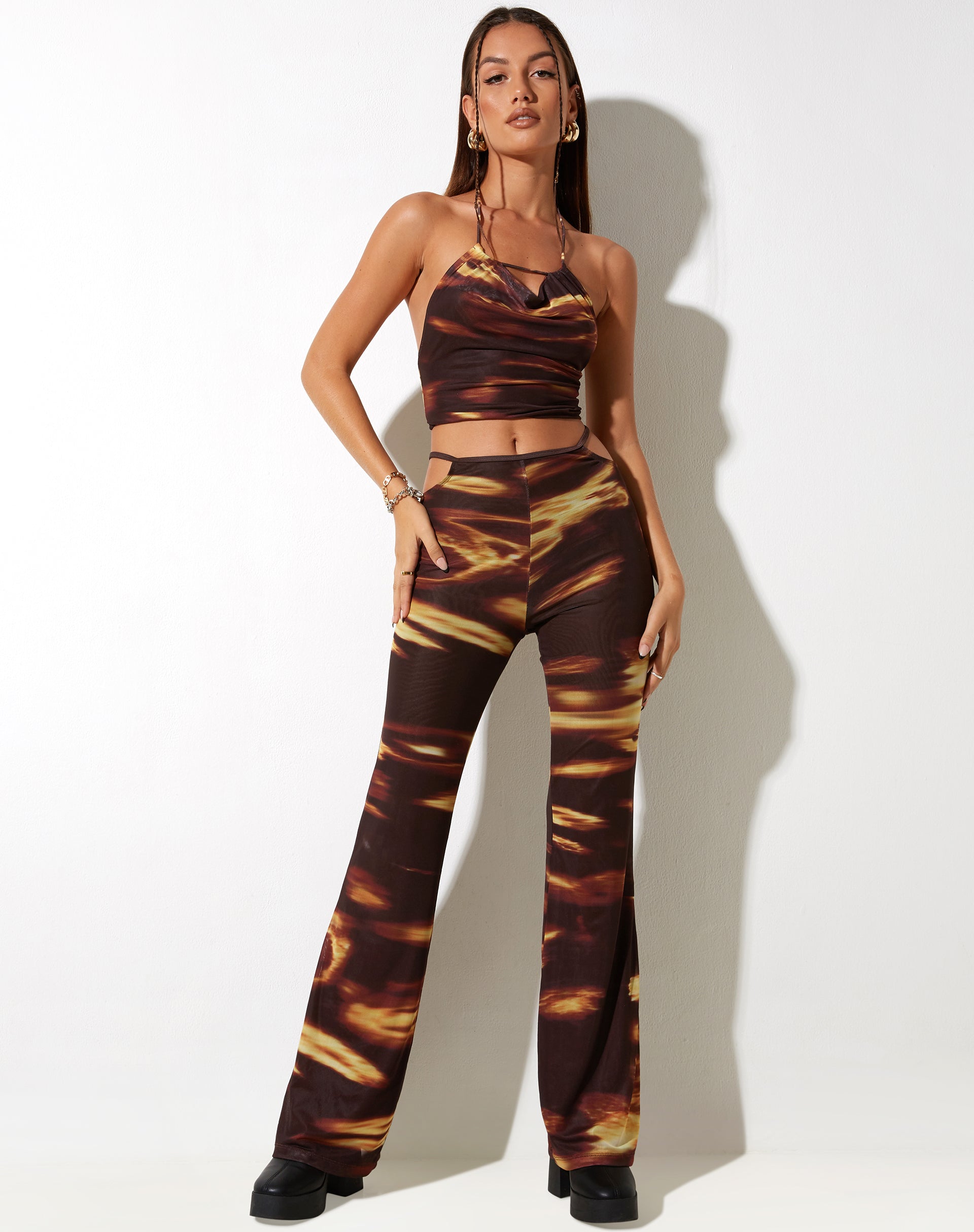 Image de marque de MOTEL X IRIS Mares Flare Trouser in Bleach Drip