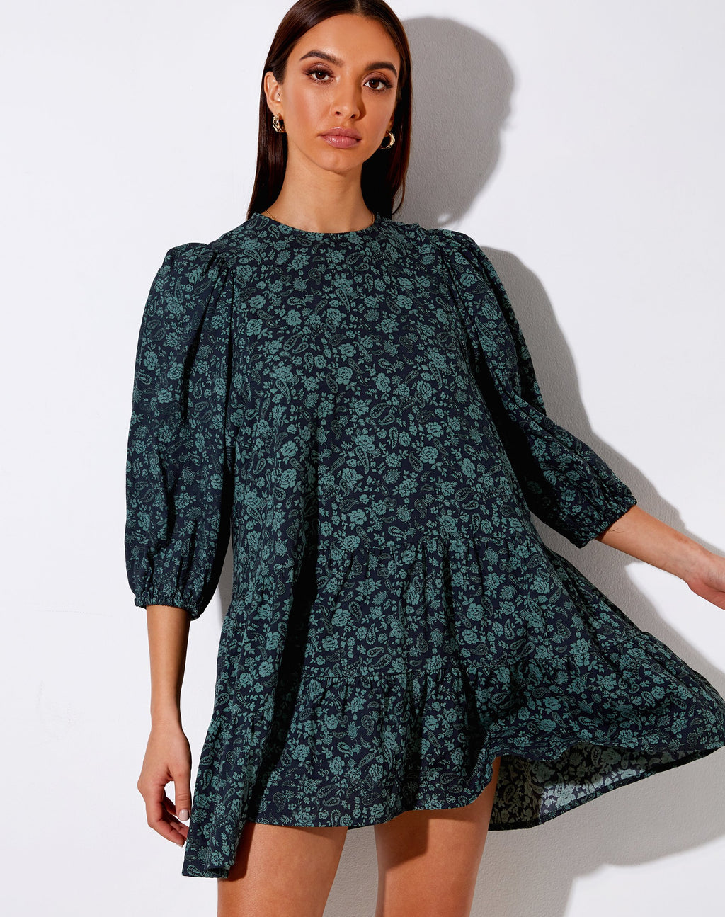 Robe de thé Mareta en Mono Paisley Sage