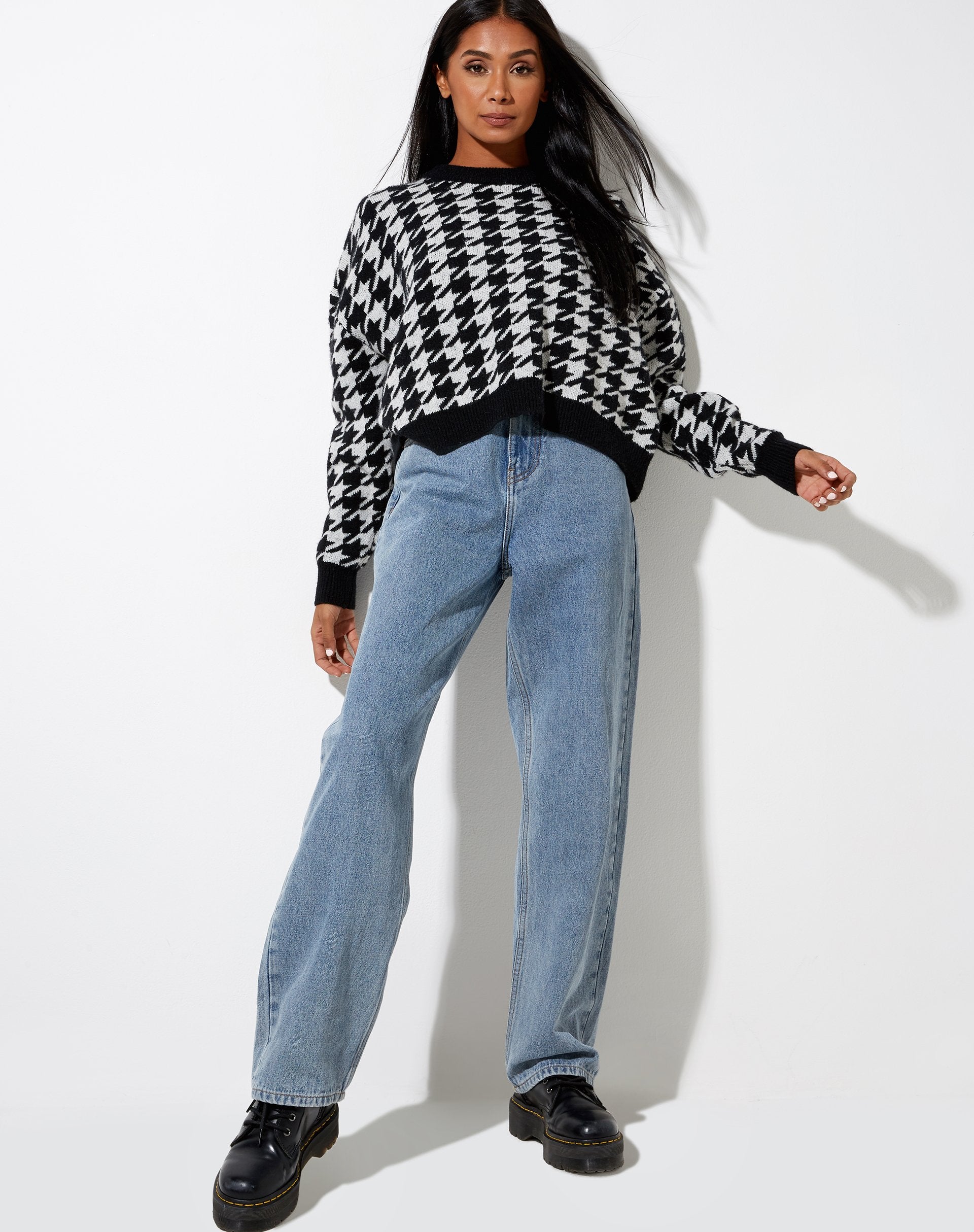 Image de Margo Jumper in Knit Houndstooth Black and Ivory