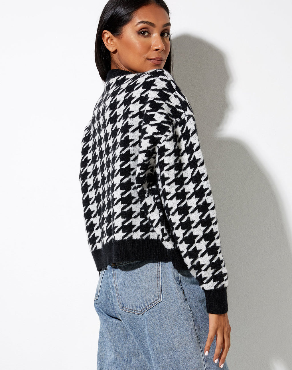Pull Margo en tricot pied-de-poule noir et ivoire