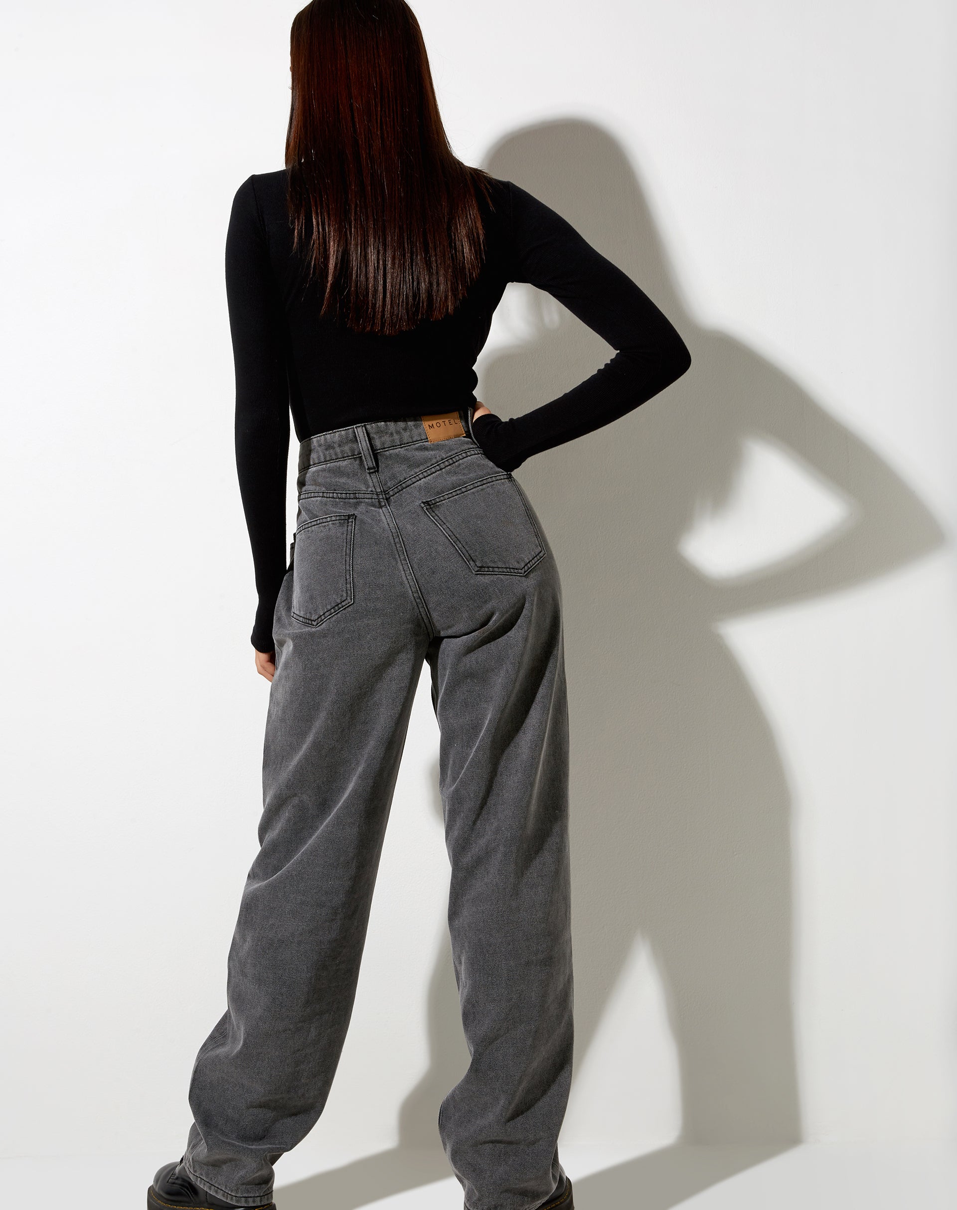 Image de Parallel Jeans en Smoke Grey