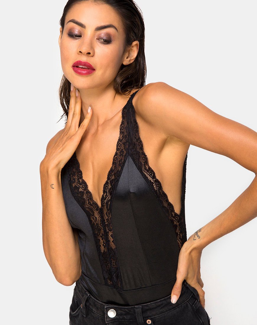 Corsage Meek en noir