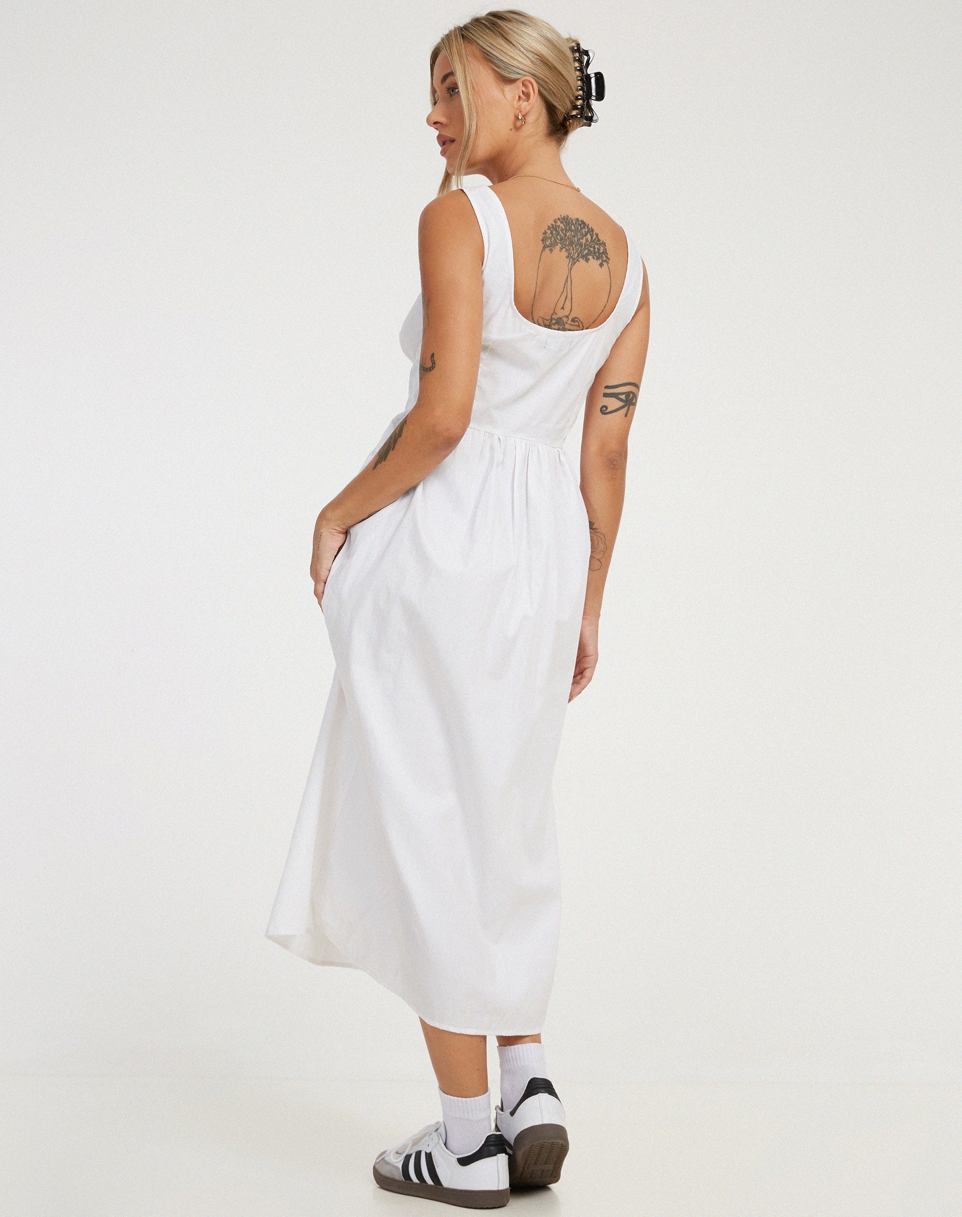 image de Melrose Maxi Dress in White