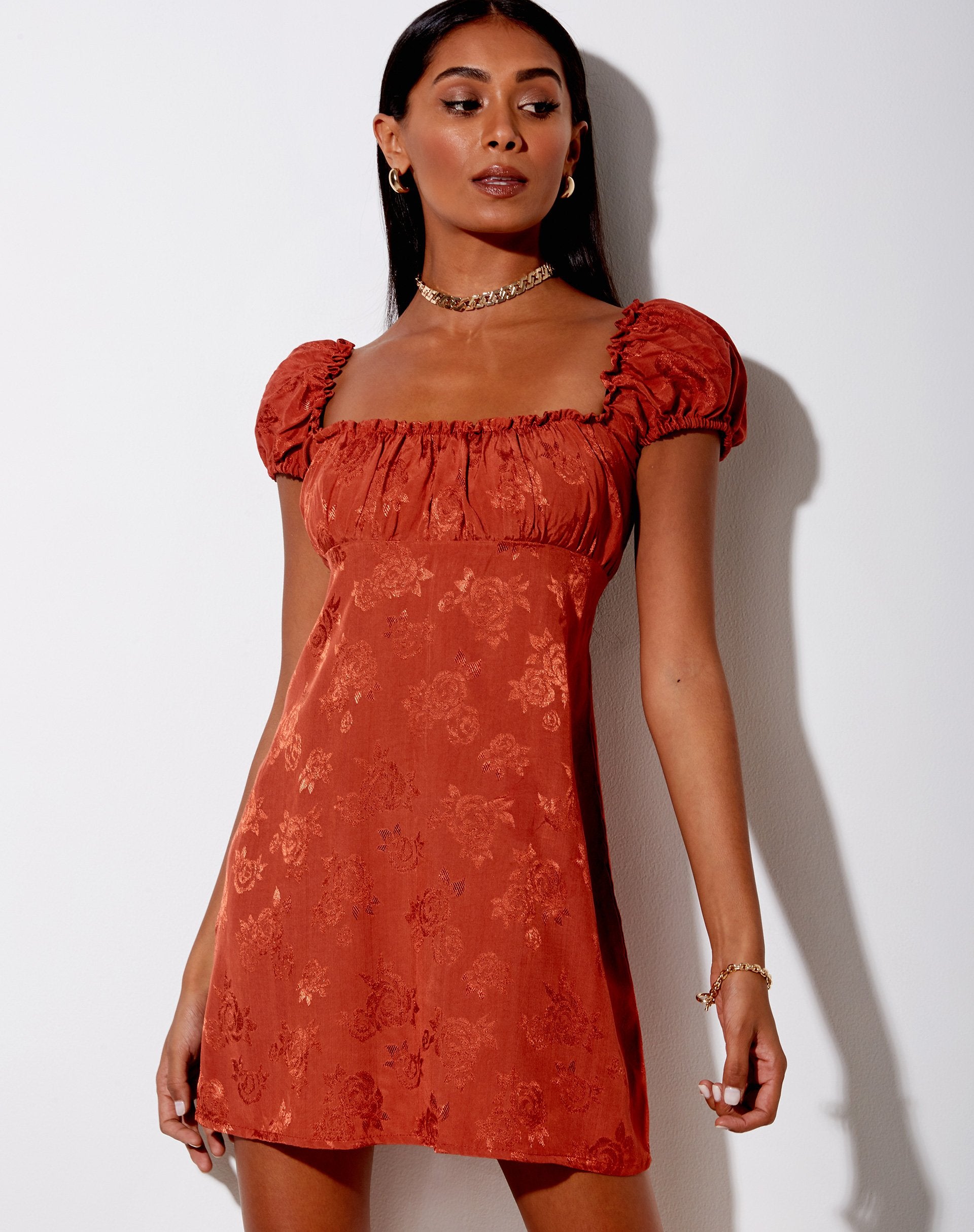 Image de Menta Mini Robe en Satin Rose Cuivre