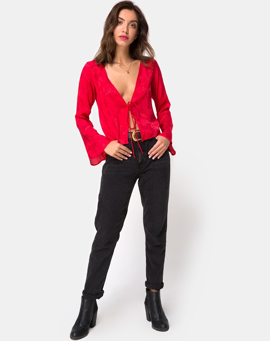 Image de la blouse Merida en satin rouge