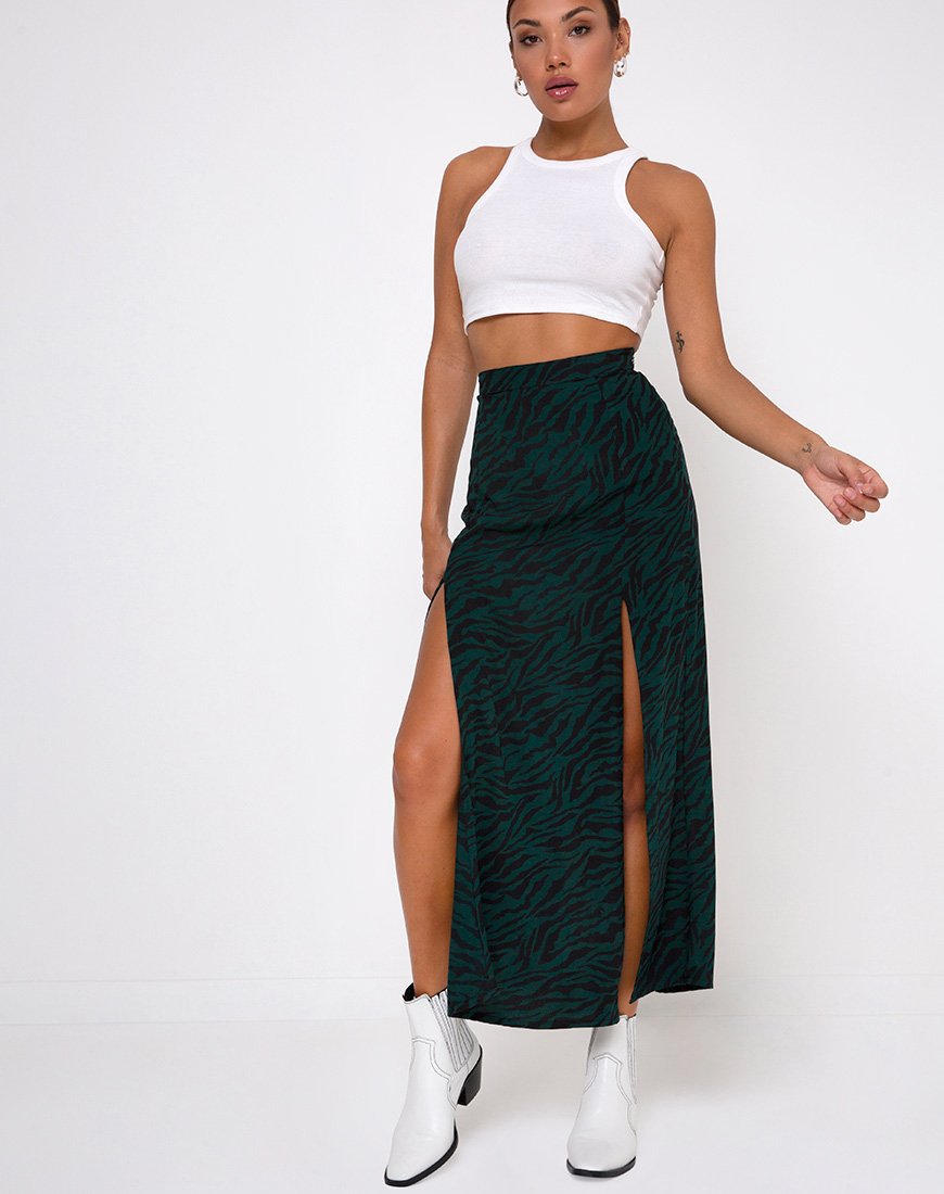 Image de Mica Maxi Skirt in 90s Zebra Forest Green