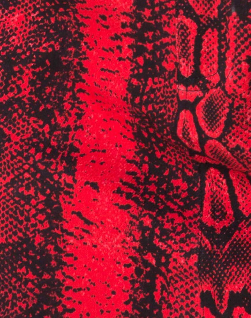 Image de la mini-jupe à balais en serpent rouge