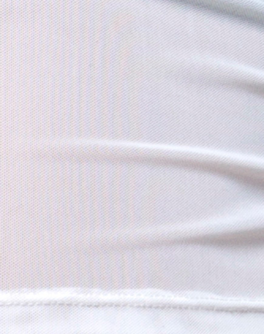 Image de la mini-jupe à balais en blanc