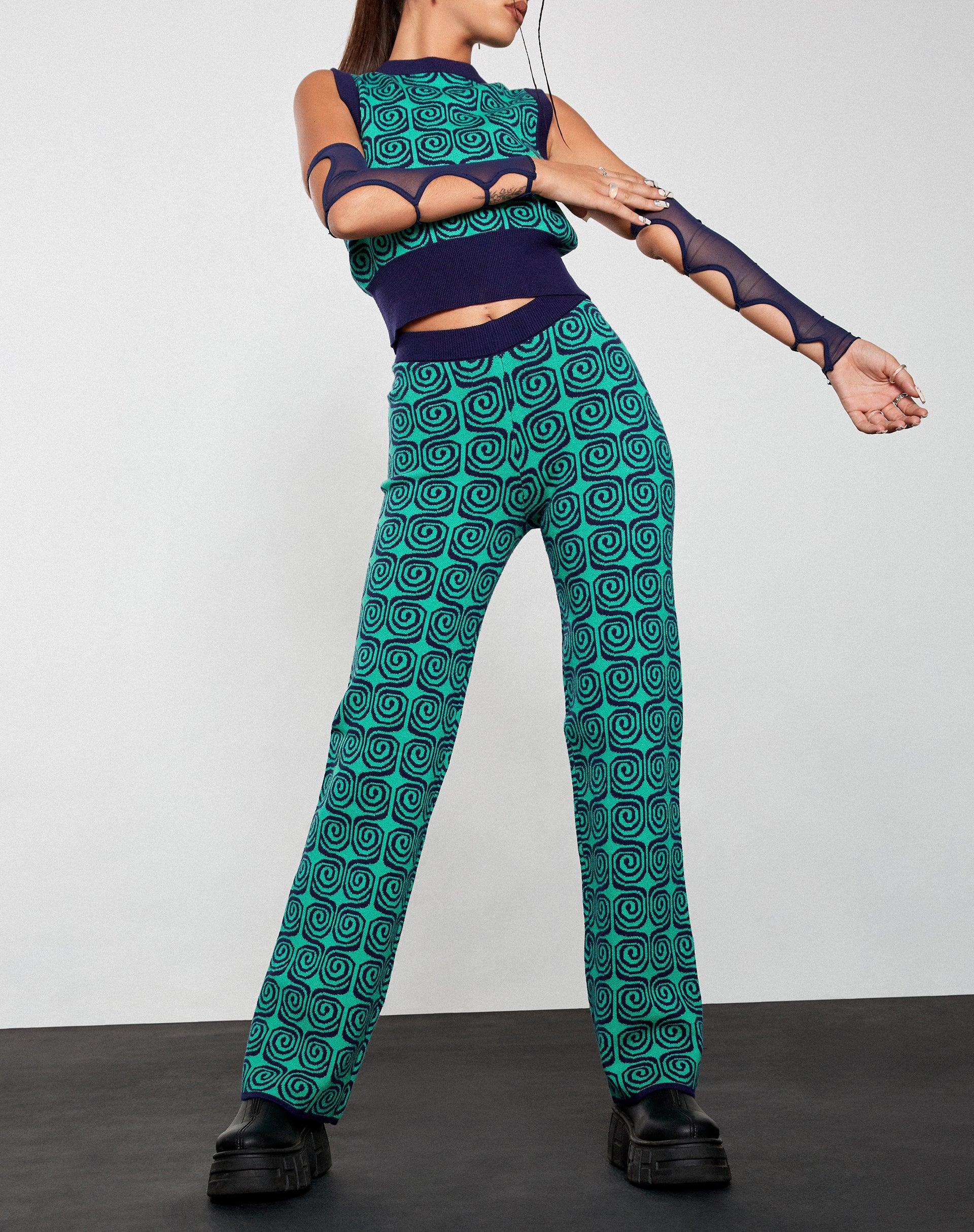 Image de Sabila Trouser in Swirl Green and Blue