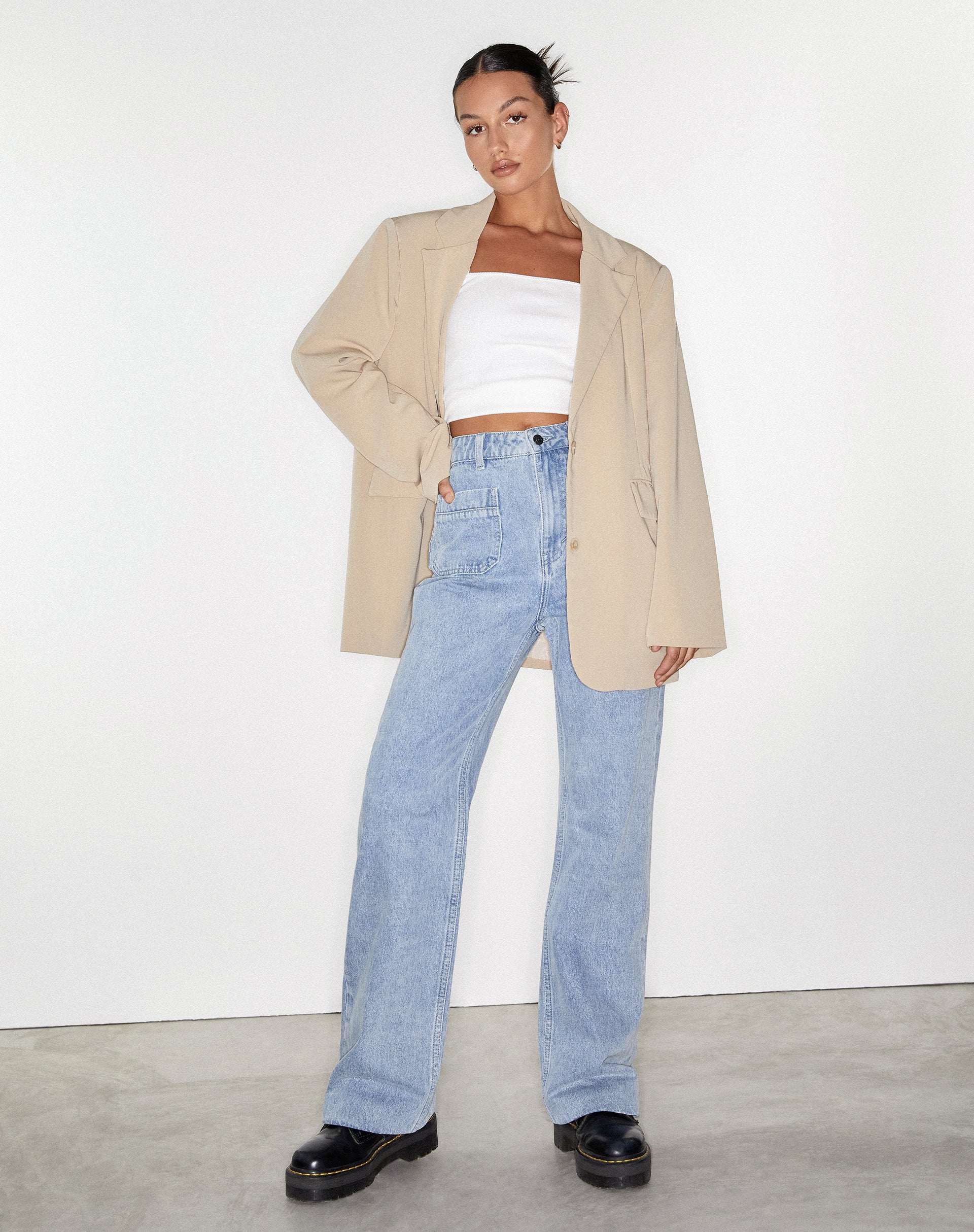 Image de Retro Pocket Flare Jeans in Super Light Wash