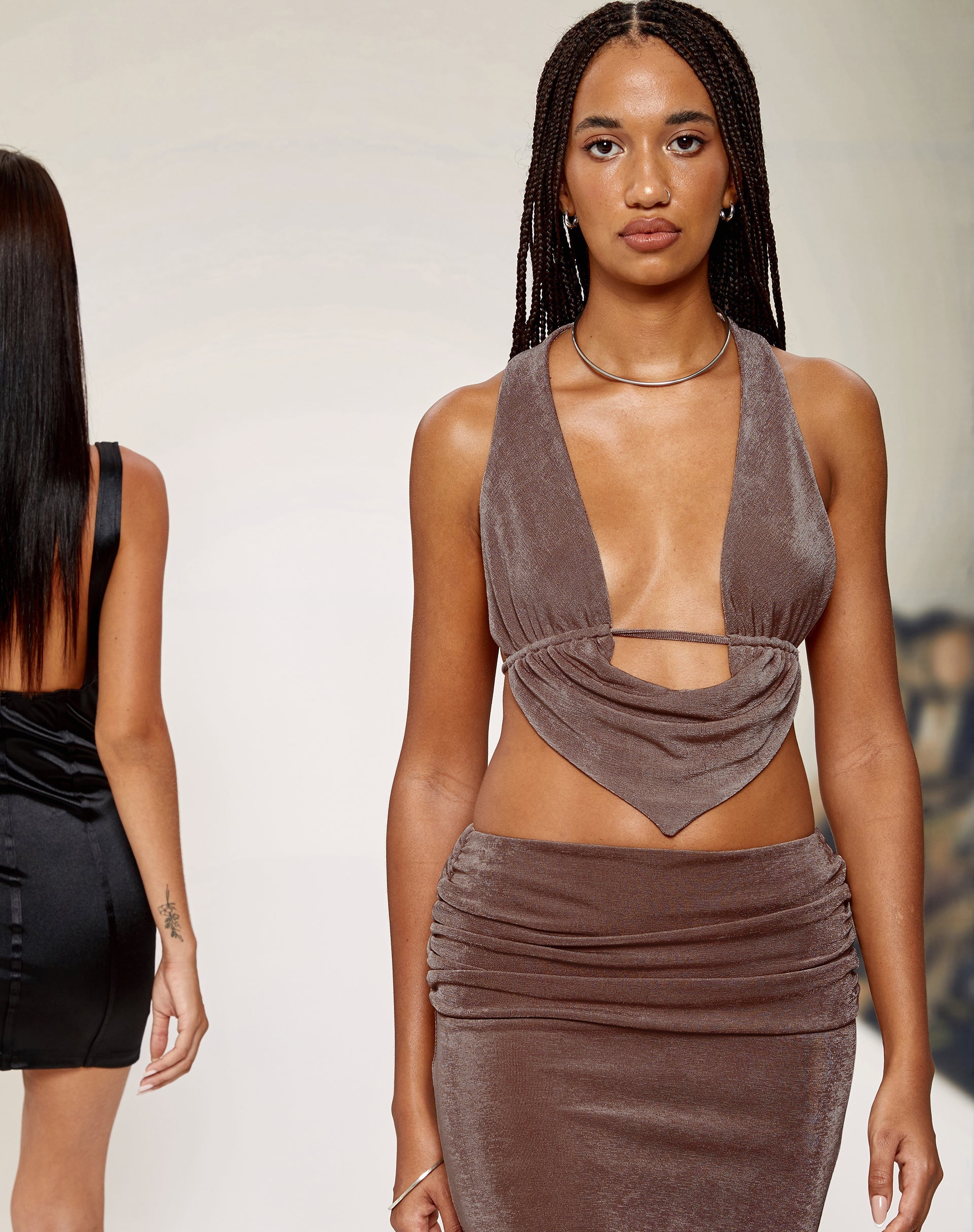 Image de Nindita Crop Top in Peppercorn