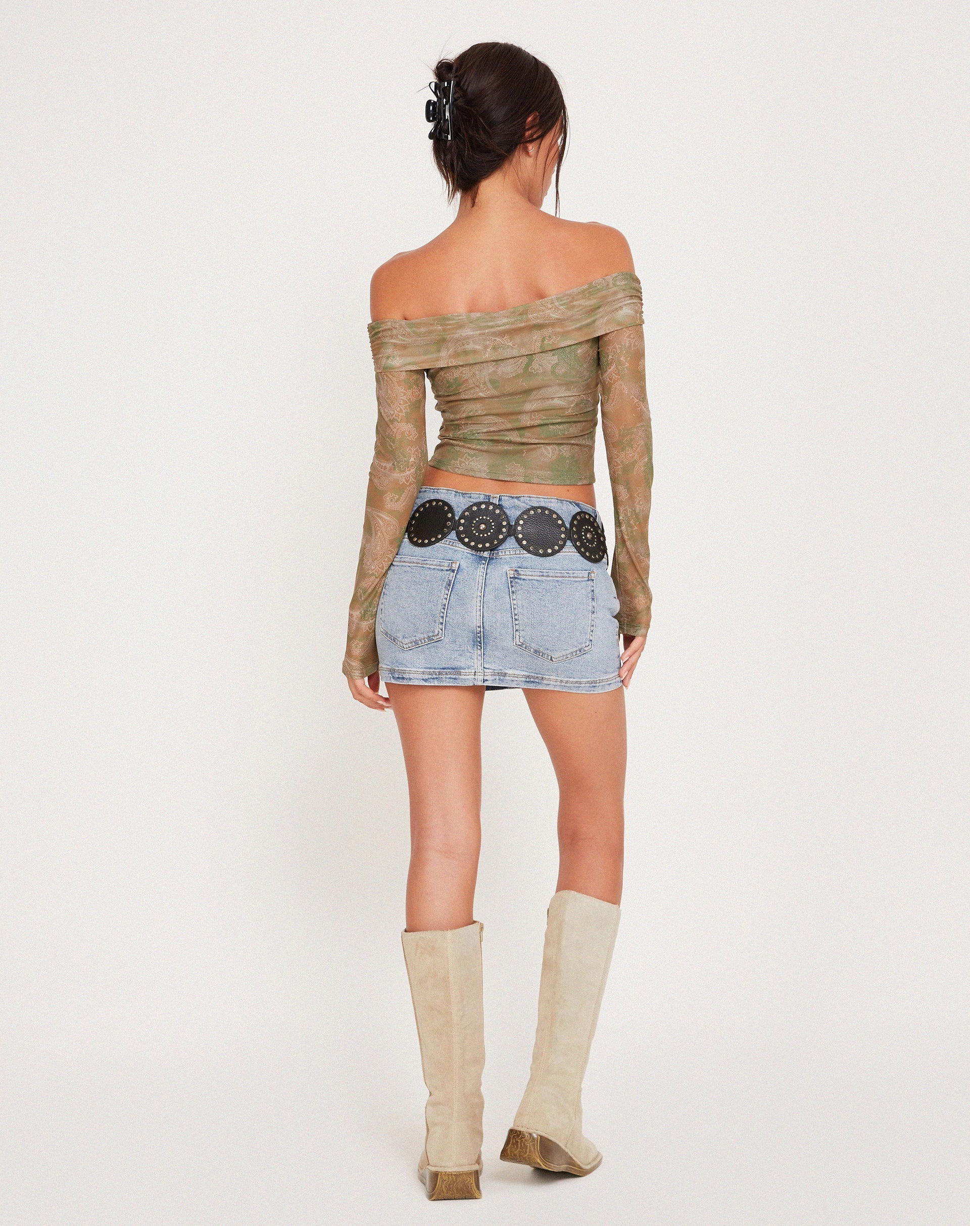 Image de Nagini Long Sleeve Bardot Top in Tonal Paisley Green