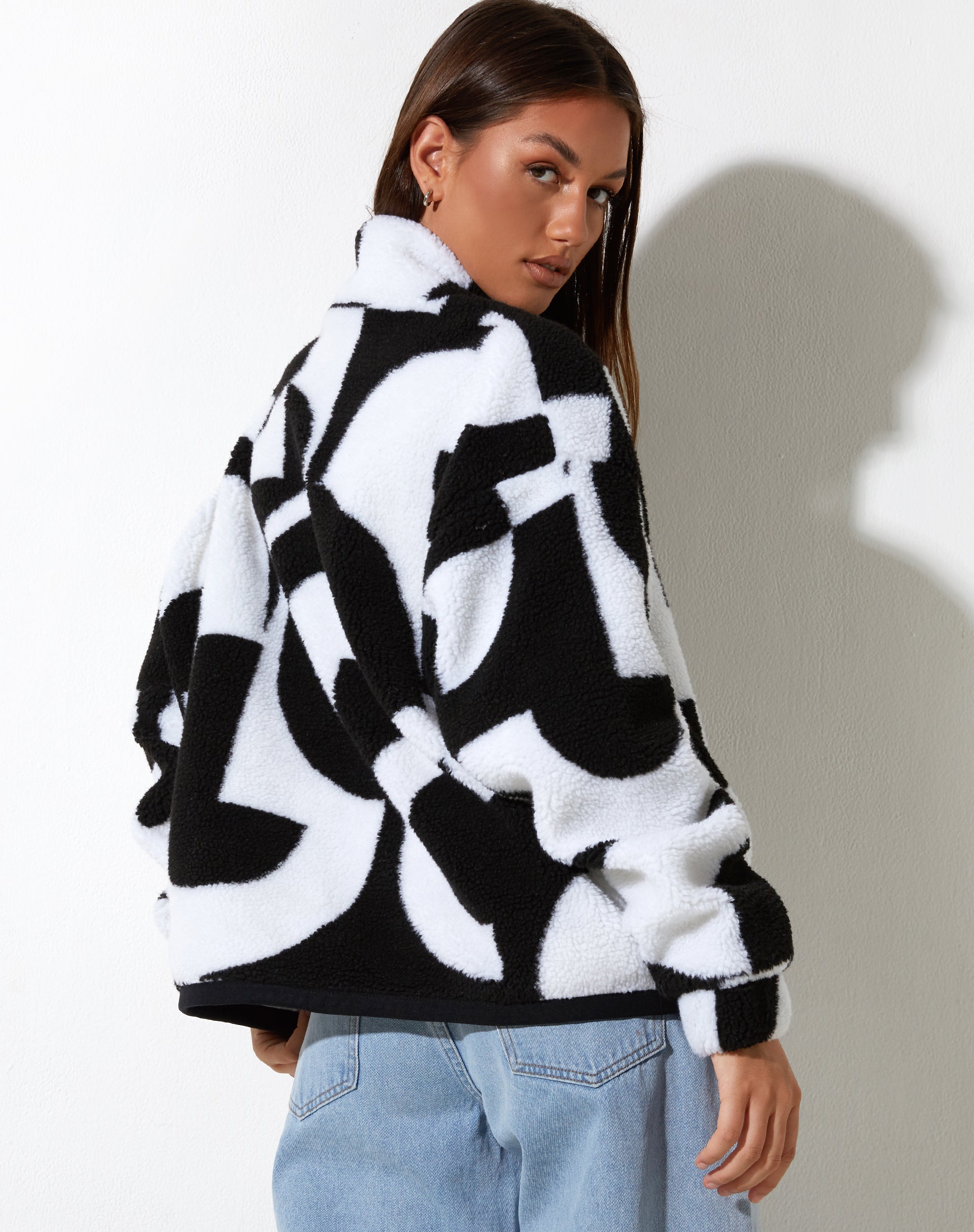 Veste Naira en Geo Black and White