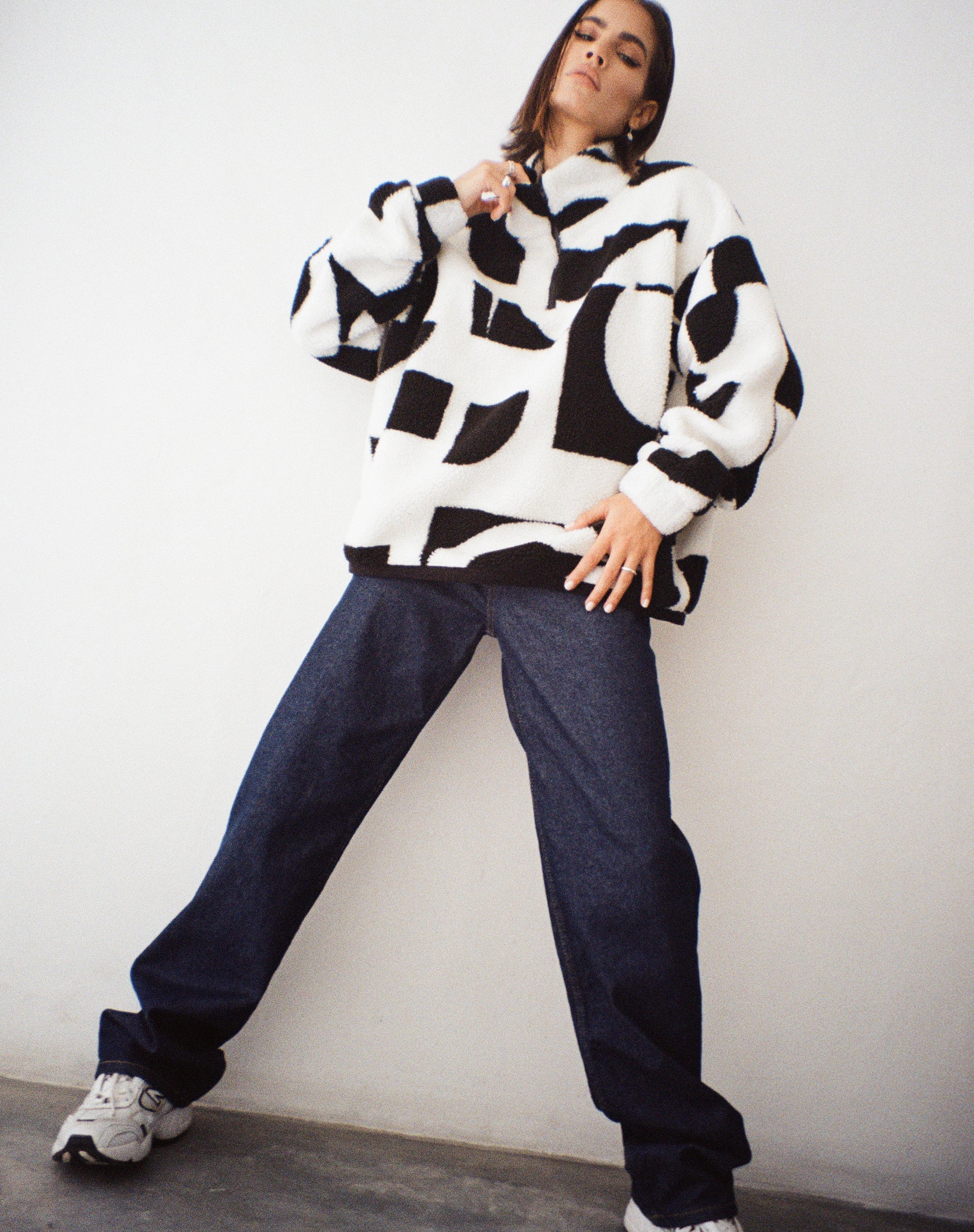 Veste Naira en Geo Black and White