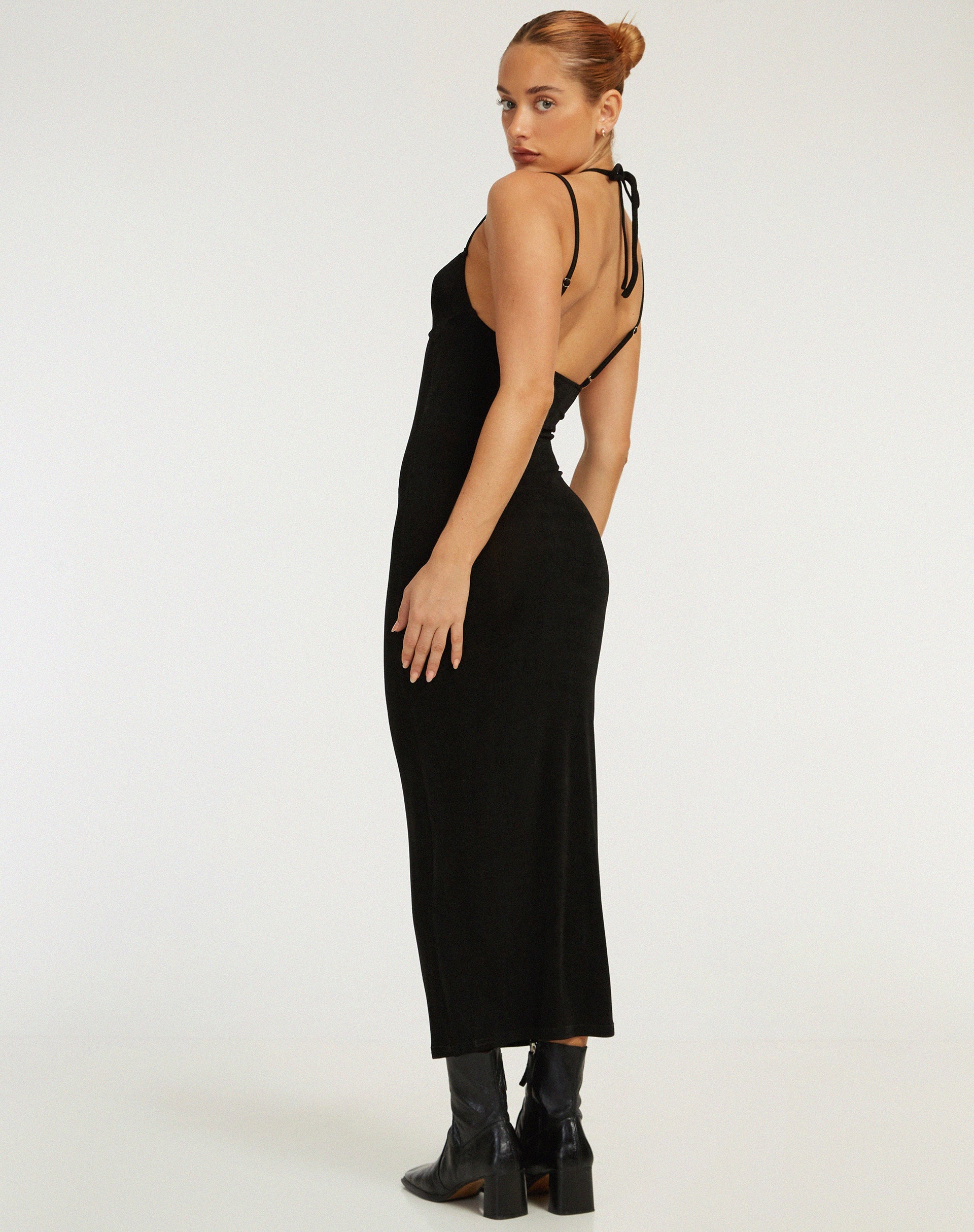 image de Nayara Midi Dress in Black