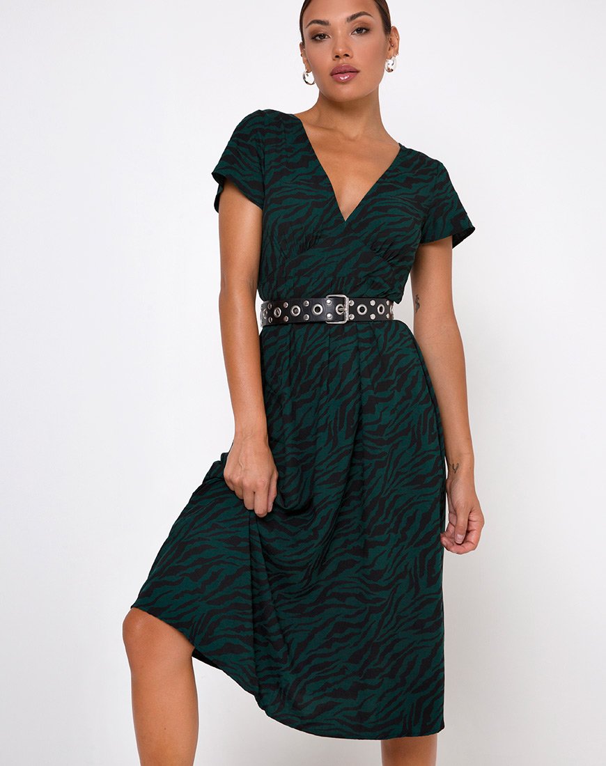 Image de Nira Midi Dress in 90s Zebra Forest Green