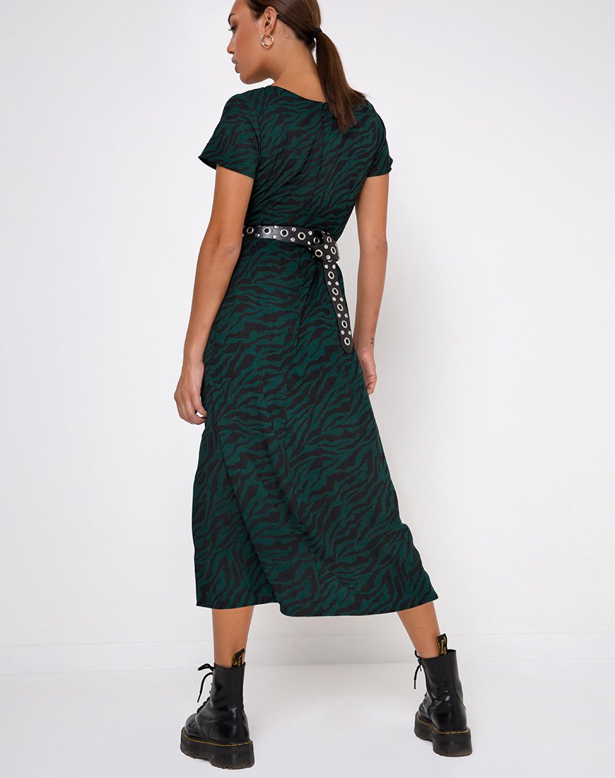 Image de Nira Midi Dress in 90s Zebra Forest Green