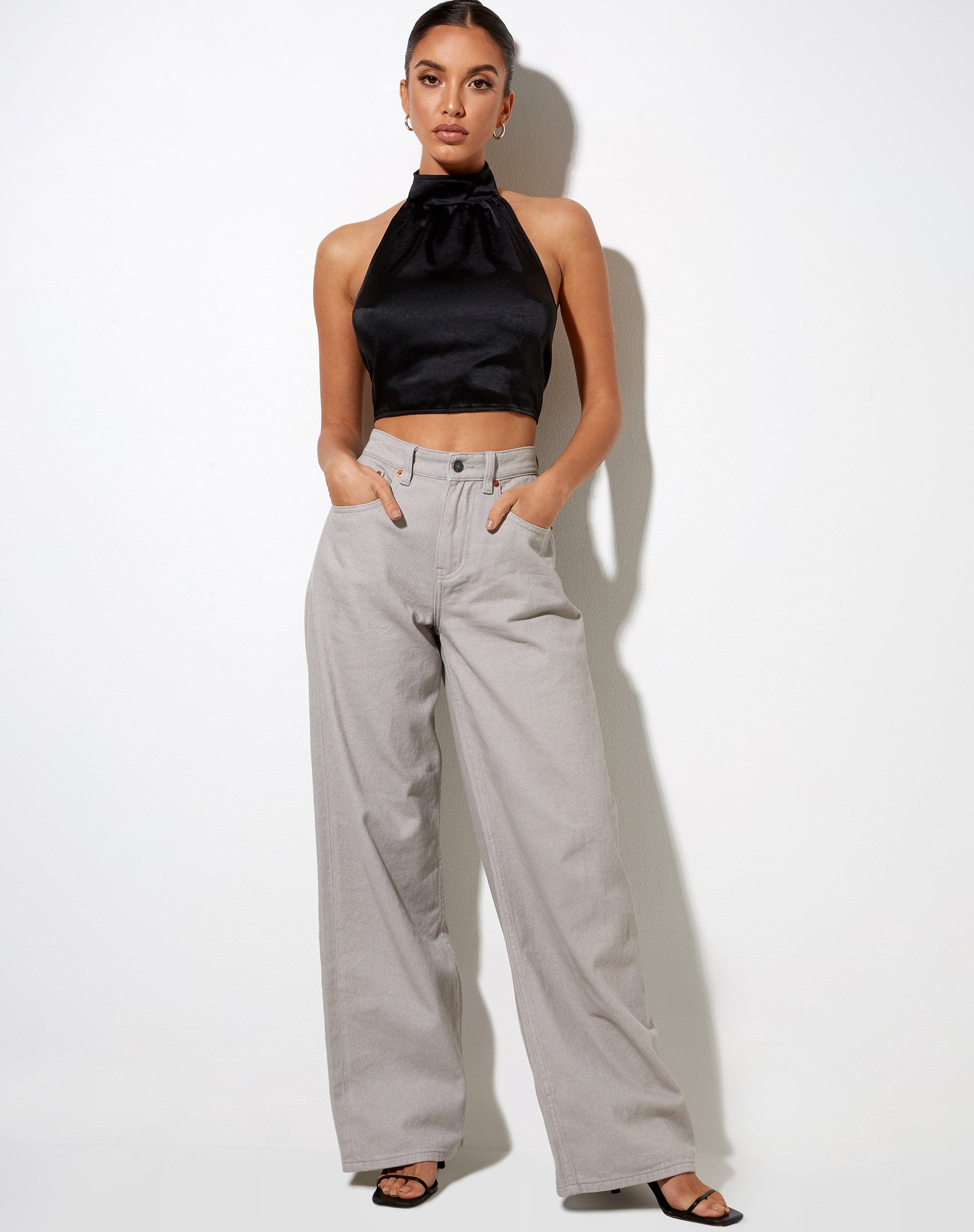 Image de Noela Crop Top in Satin Black