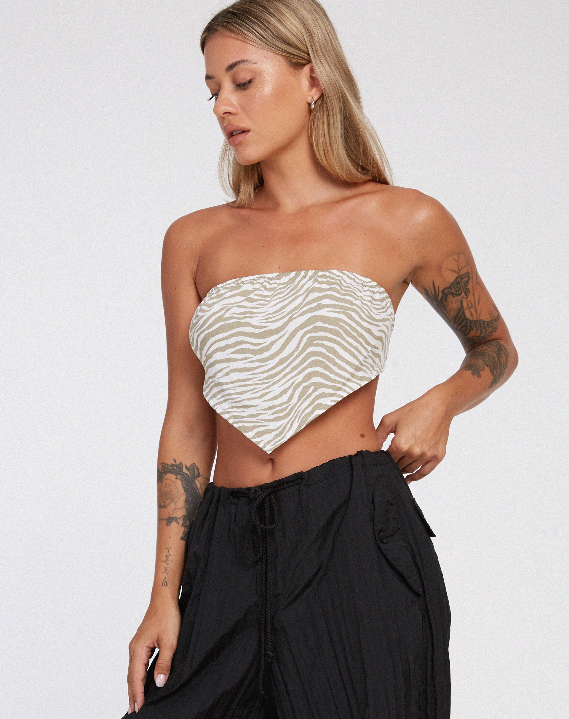 image de Nolda Crop Top in Tonal Zebra