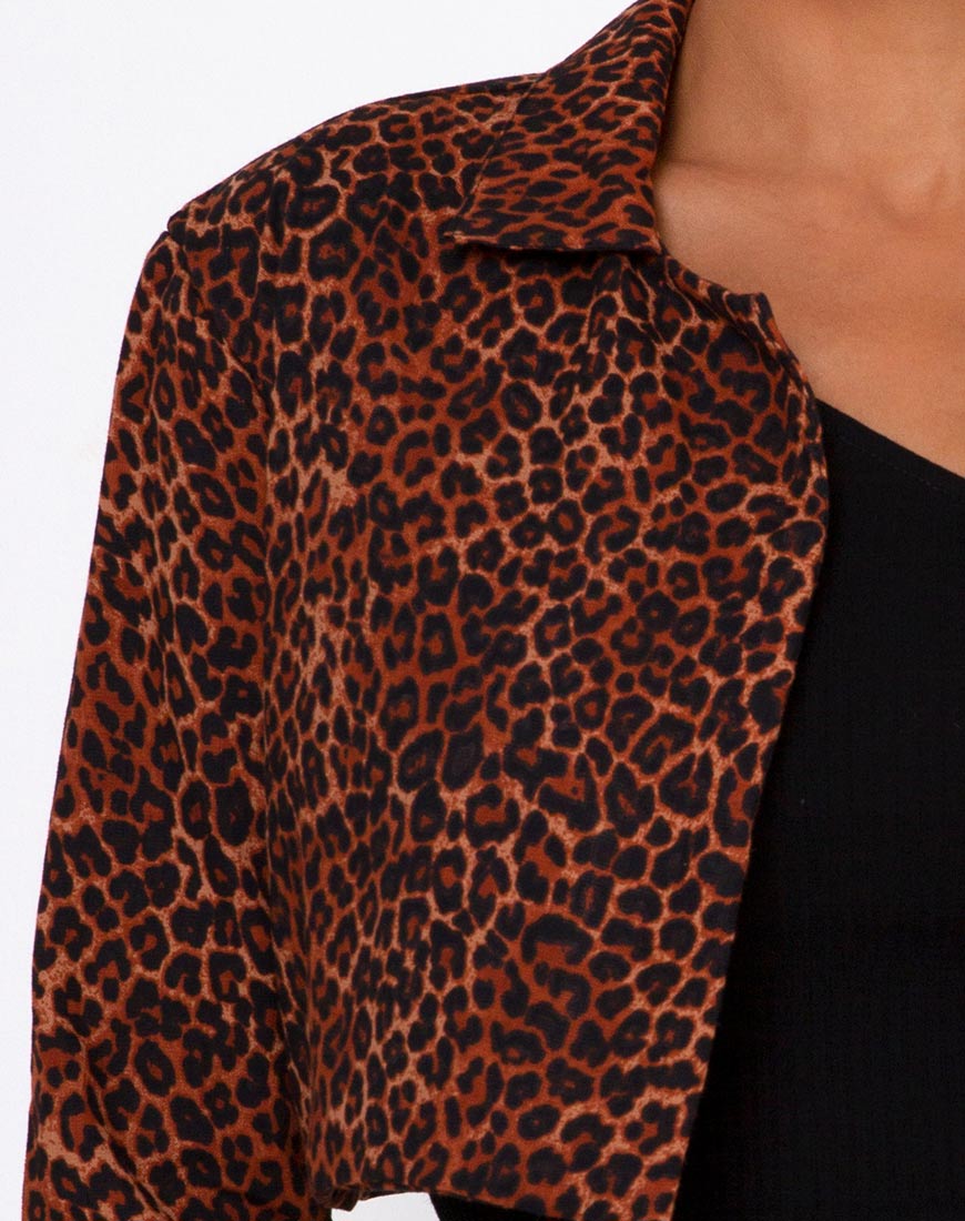 Image de Noly Cropped Blazer in Ditsy Leopard Orange