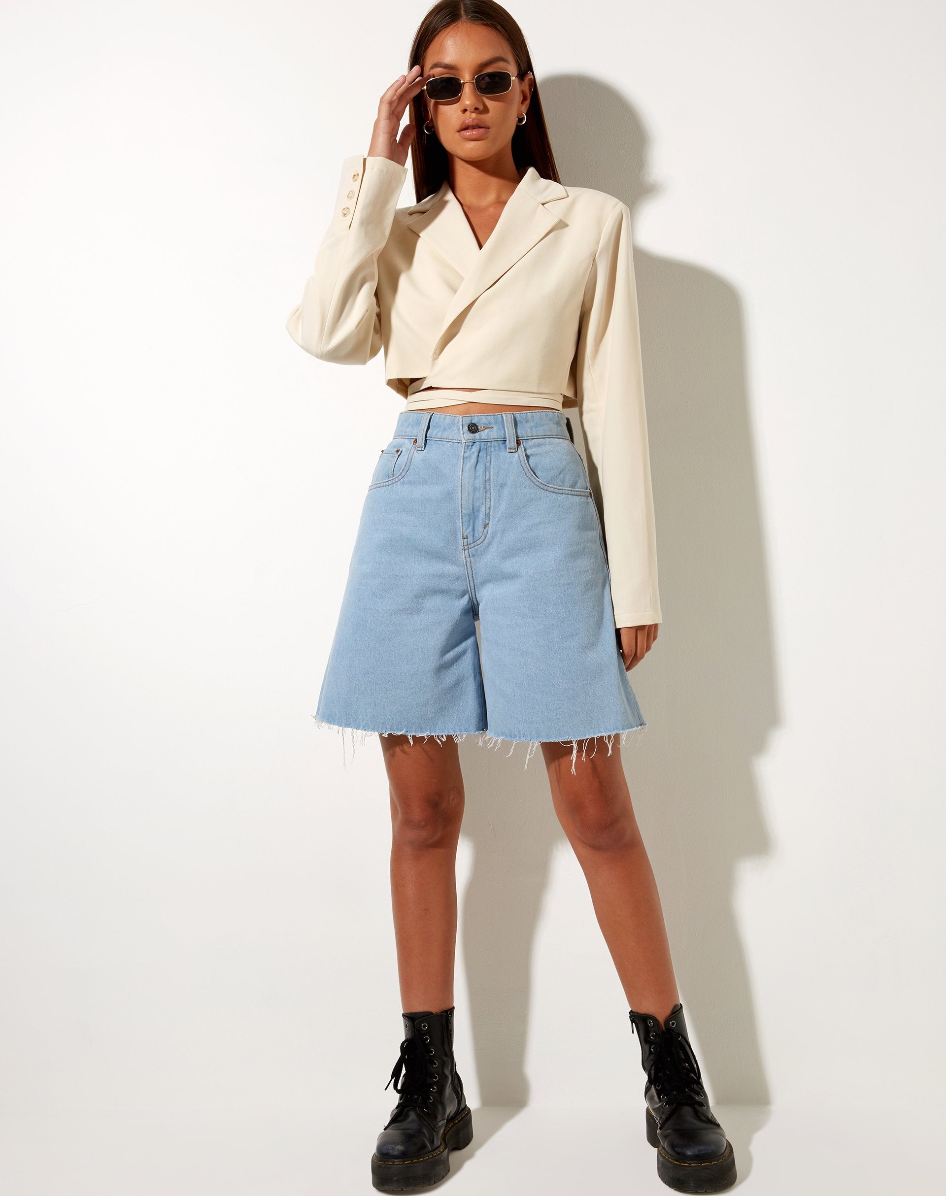 Image de Notus Cropped Blazer in Tailoring Cream