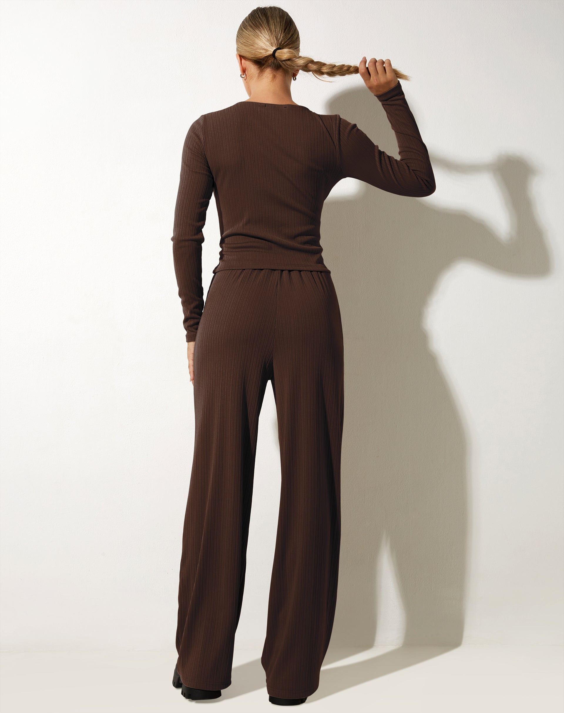 Image de Odara Long Sleeve Top in Bitter Chocolate