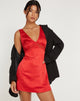 Image de Mini robe Oksana en satin rouge