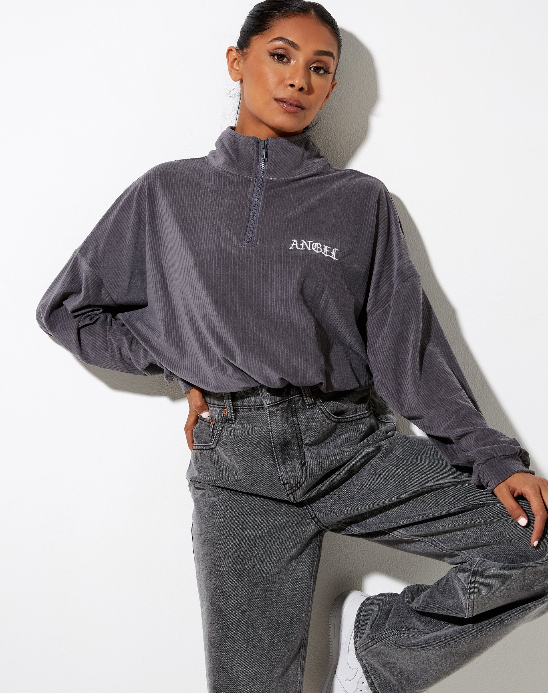 Image de Olini Jumper in Charcoal Grey Angel Embro