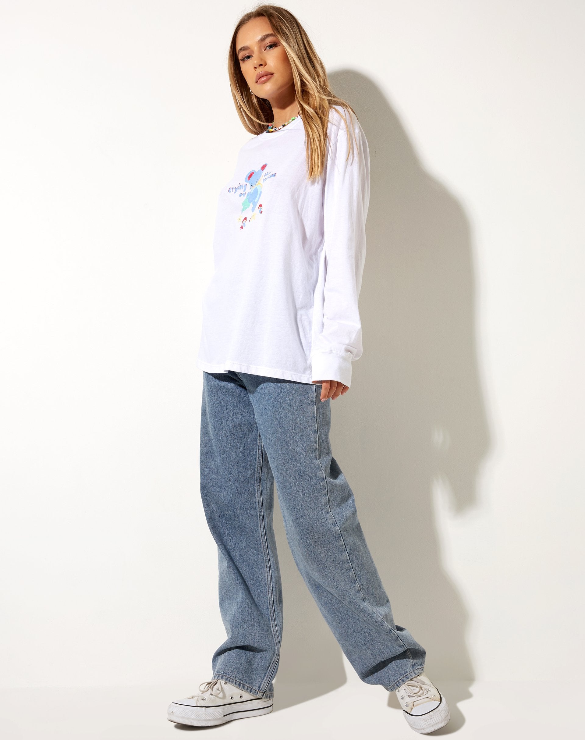 Image de Olivia Long Sleeve Tee in White Crying On The Inside