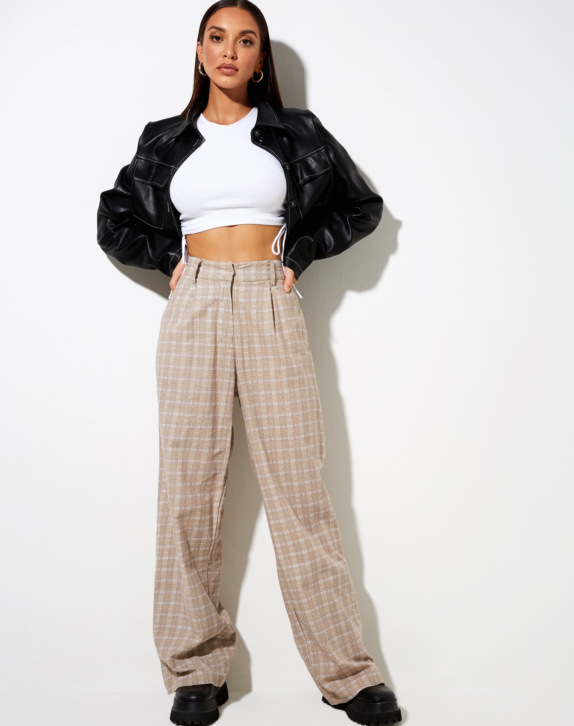Image de Onfal Wide Leg Trouser in Taupe Check