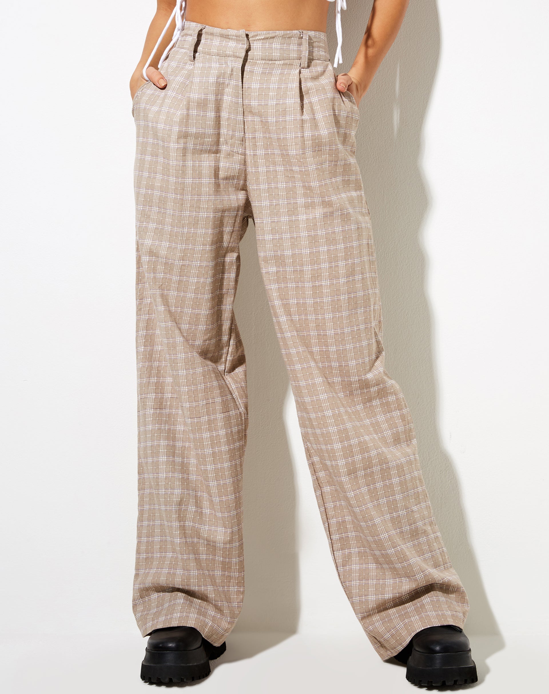 Image de Onfal Wide Leg Trouser in Taupe Check