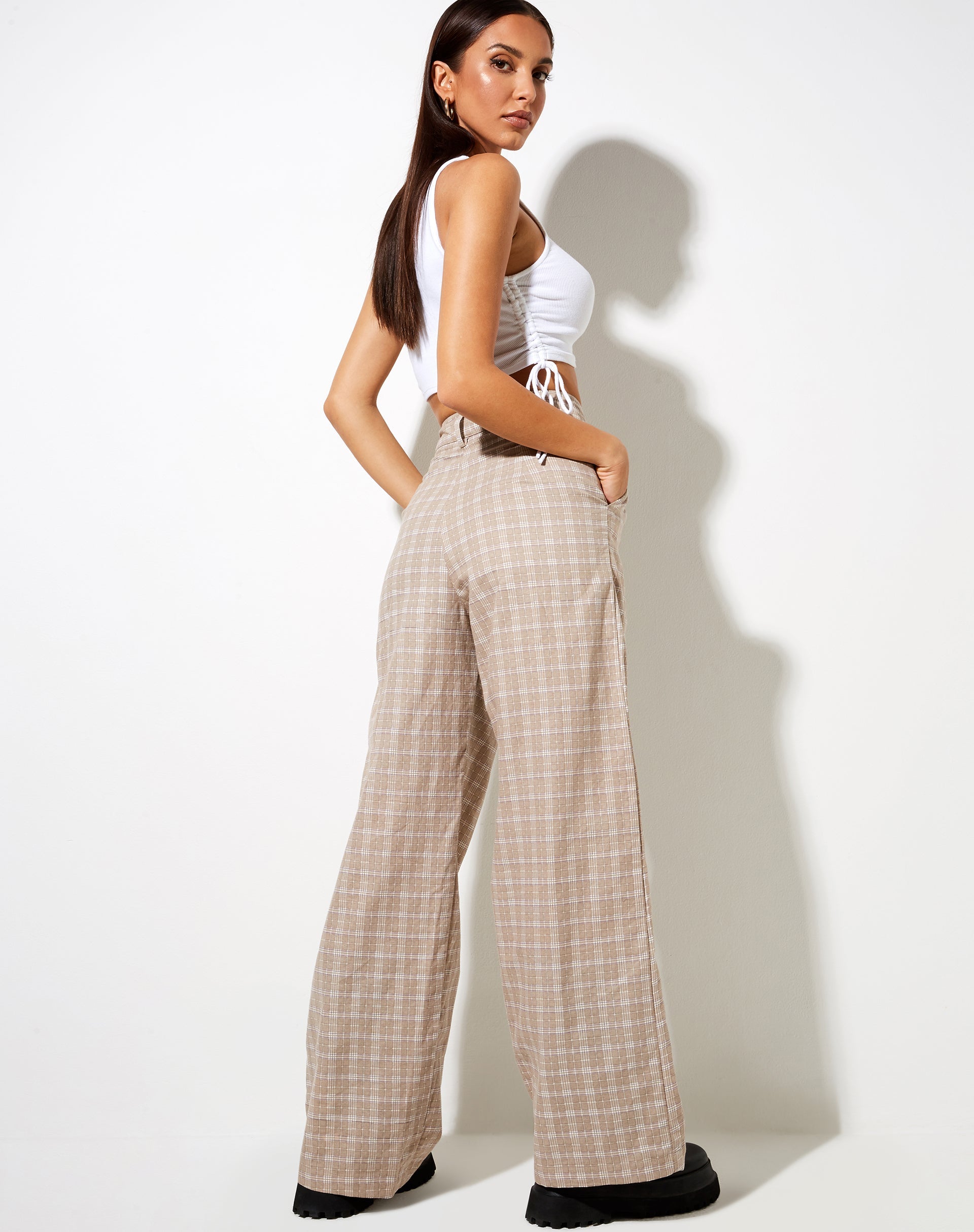 Image de Onfal Wide Leg Trouser in Taupe Check