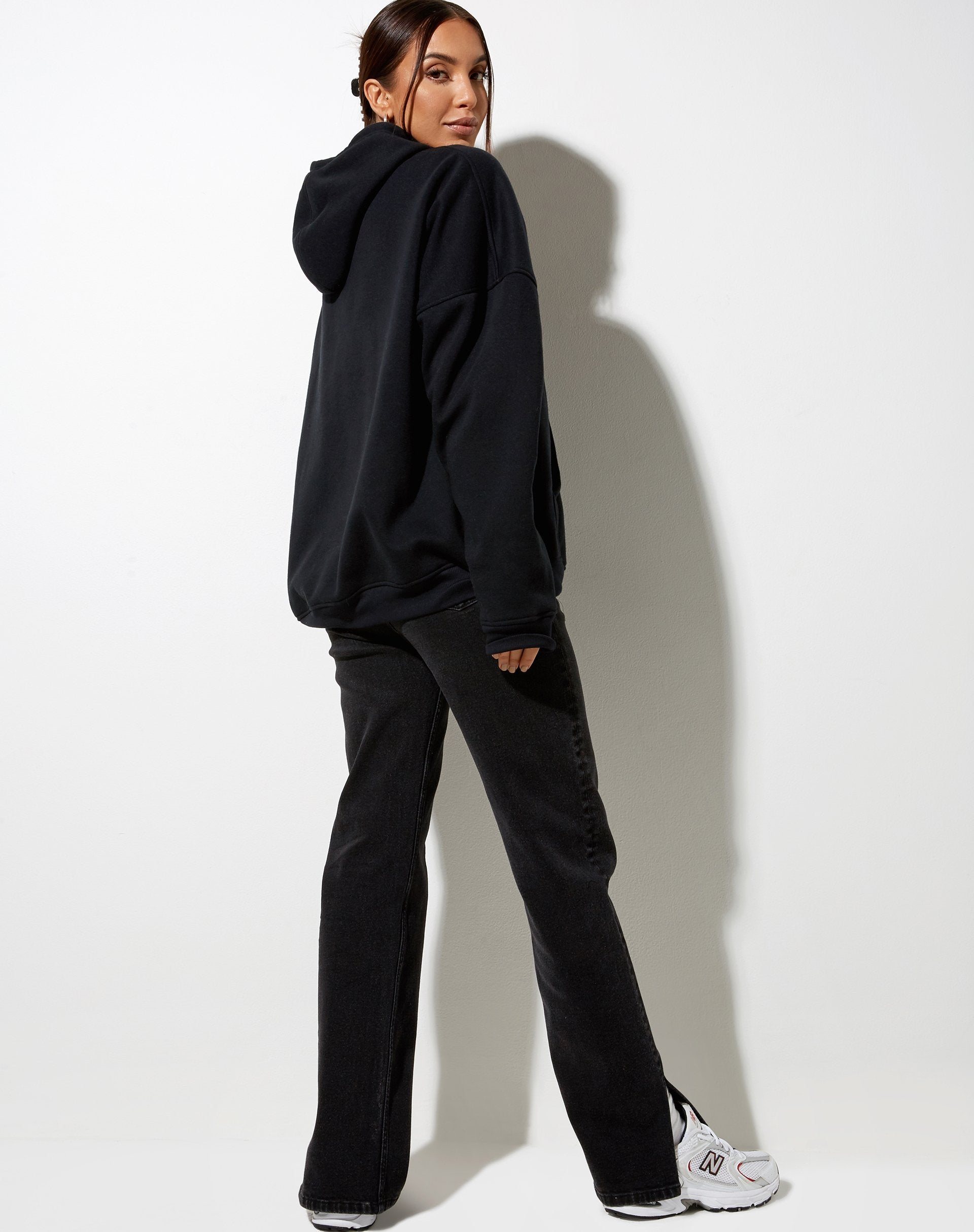 Image de Oversize Hoodie en noir Angel Energy Light Red Embro