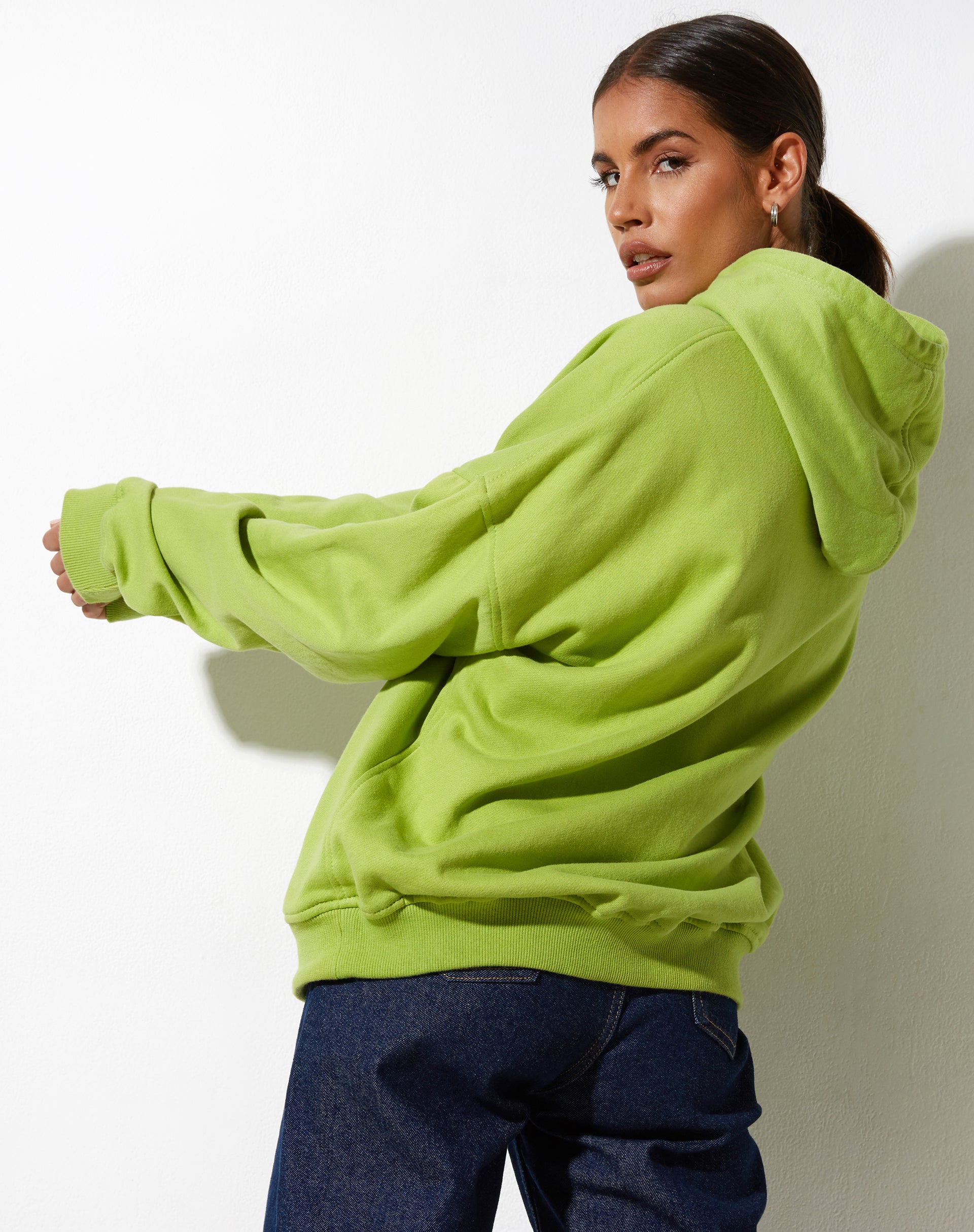 image de Oversize Hoodie in Leaf Green Different Embro White