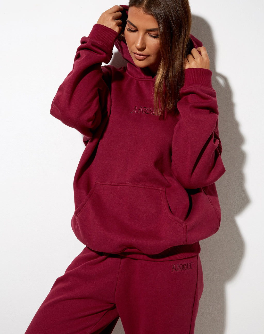 Sweat à capuche oversize avec broderie 'Angel' en bourgogne