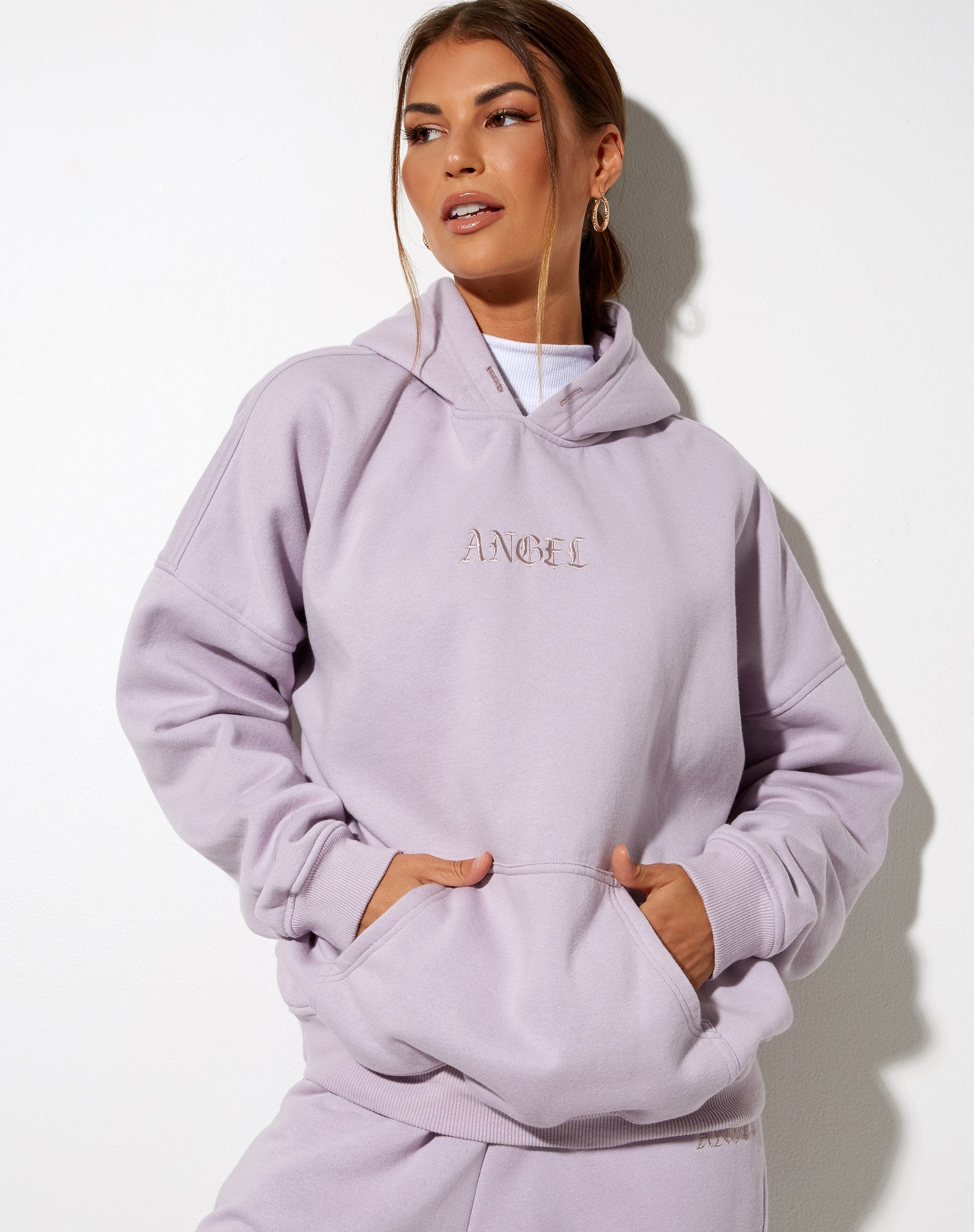 Image de Oversize Hoodie in Violet Angel Embro