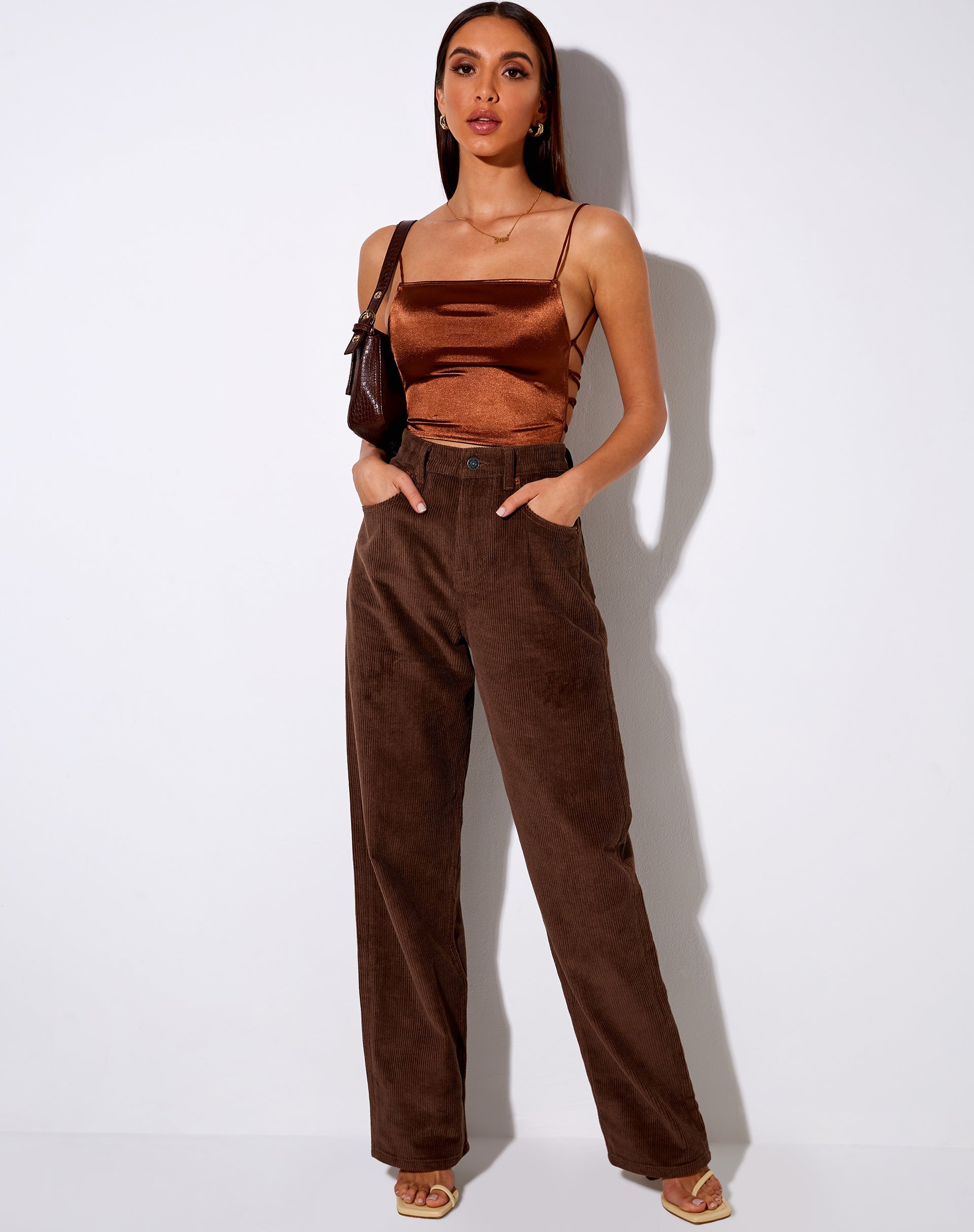 Image de Ozka Crop Top in Satin Chocolate
